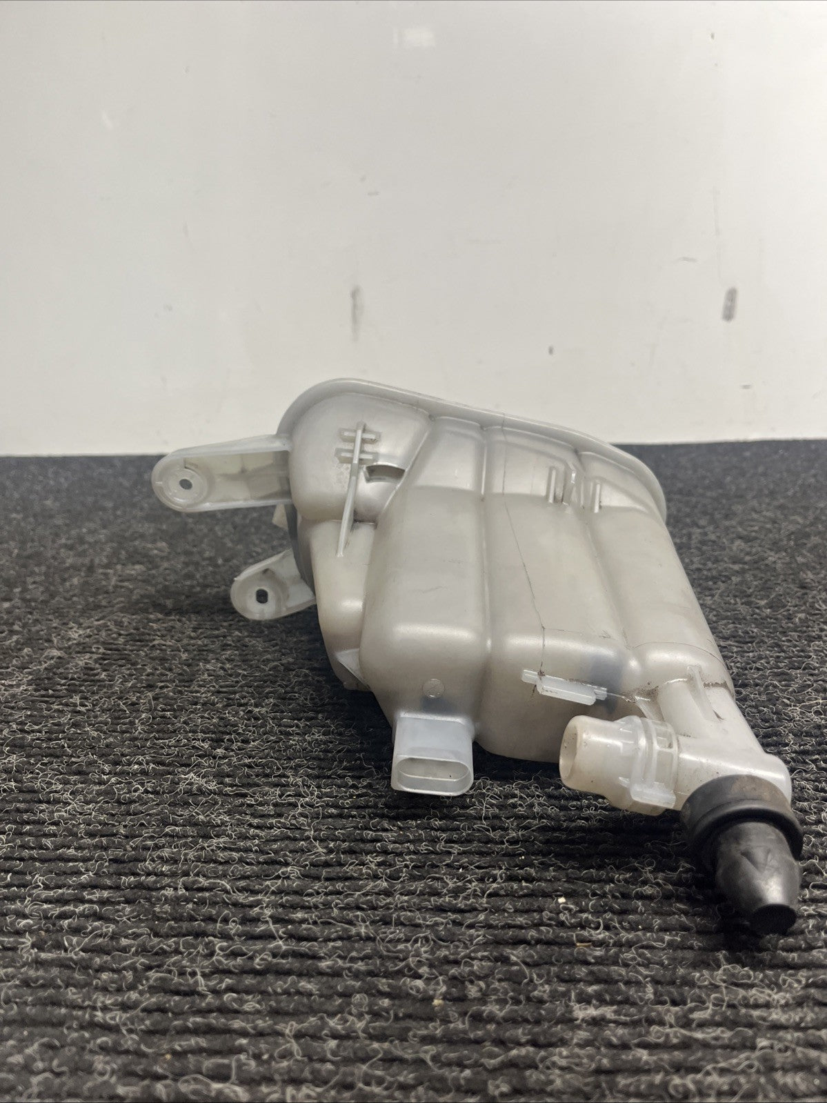 ☑️ 09-16 Audi 2.0T A4 A5 Q5 B8 Coolant Expansion Tank Reservoir Overflow OEM