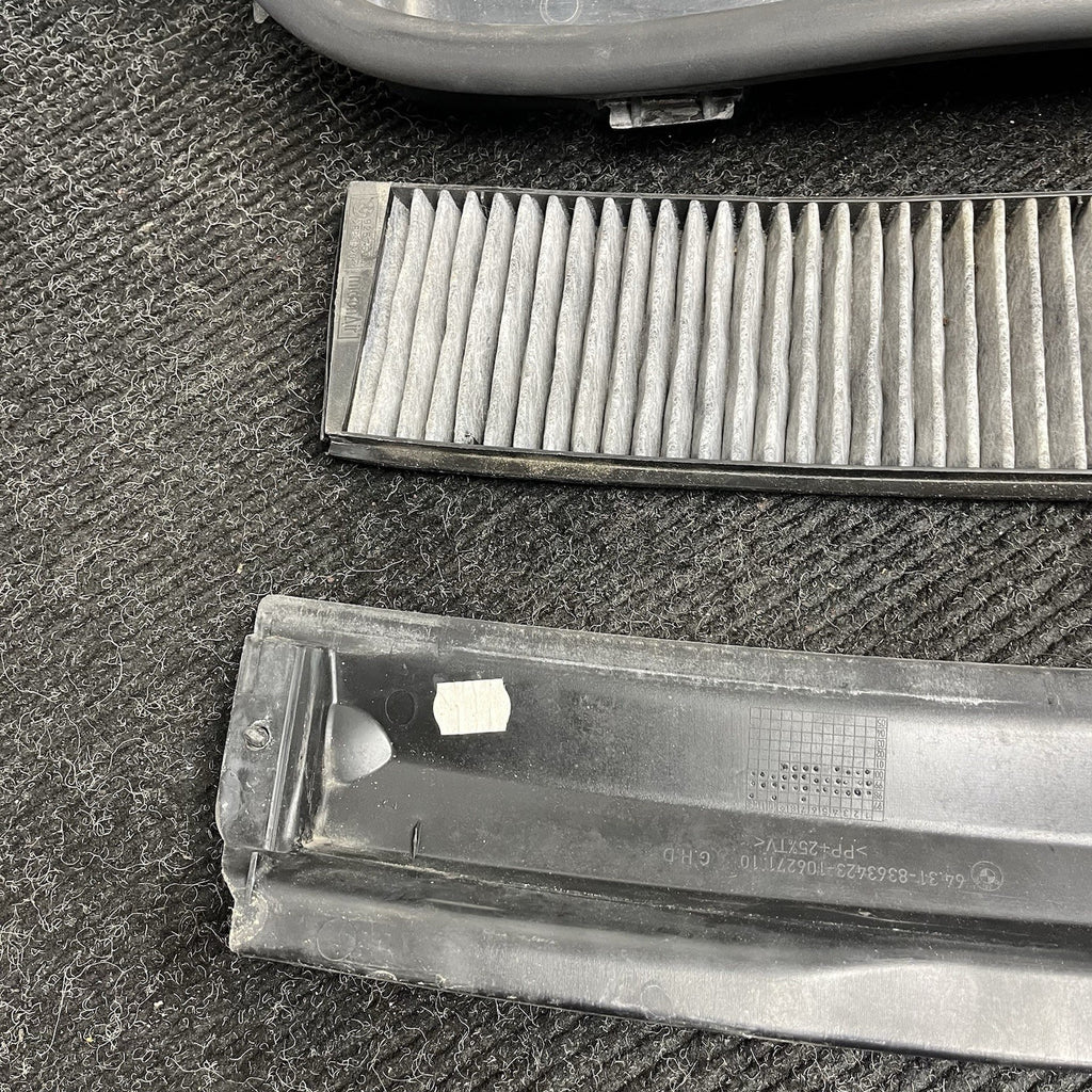 ☑️ 01-06 OEM BMW E46 M3 325 330 Cabin Air Filter Housing