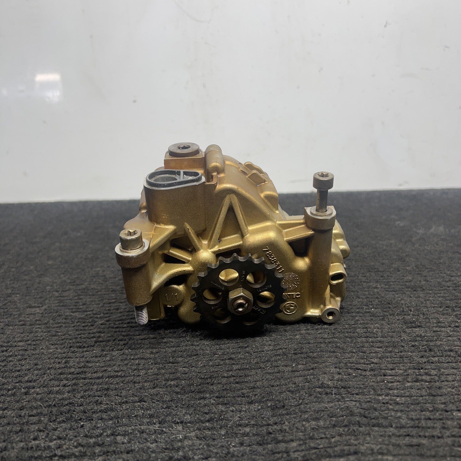 ☑️ 2008-2013 BMW E90 M3 S65 4.0L V8 Engine Main Oil Lubrication Pump OEM E92 E93