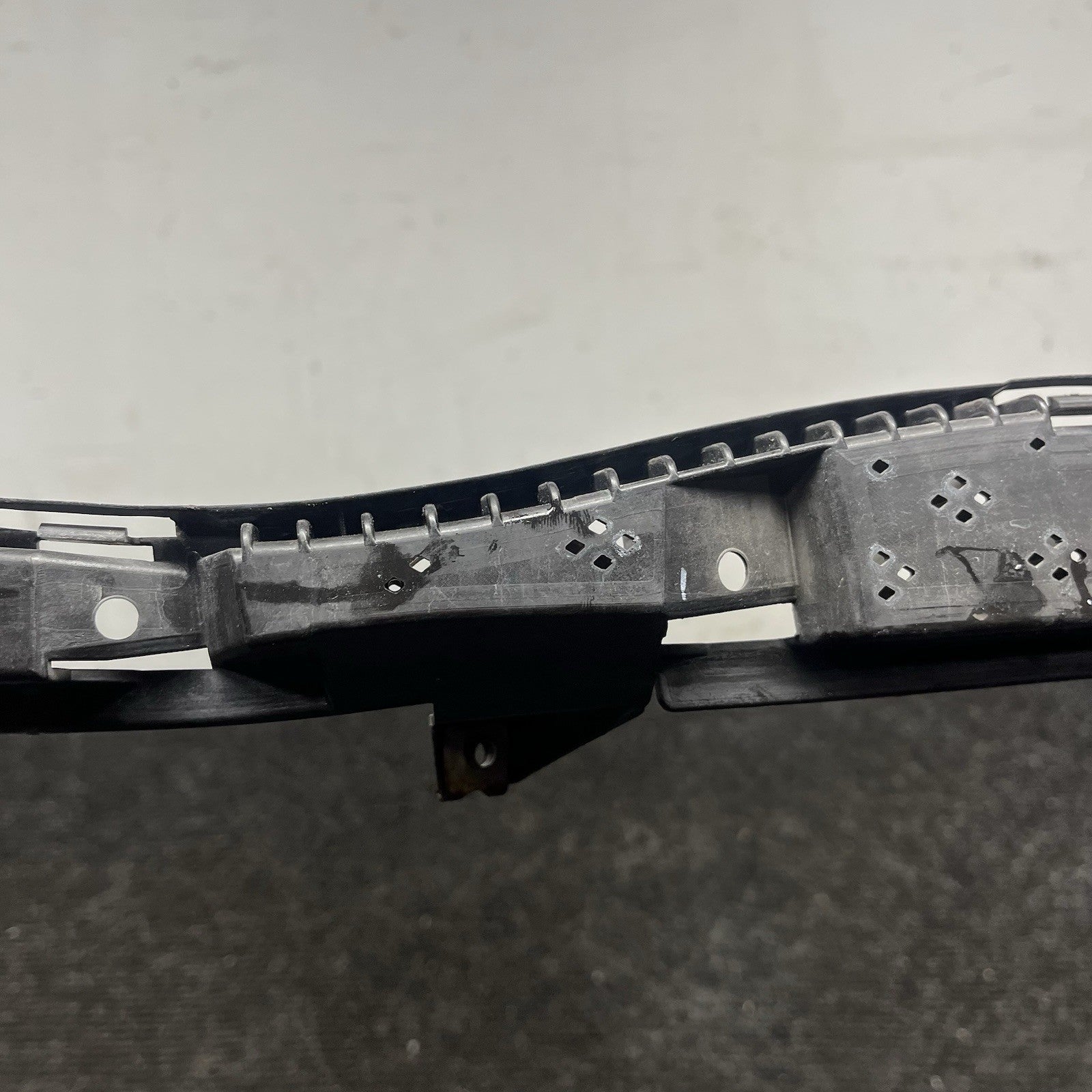 ☑️ 11-14 Subaru WRX STI Passenger Right Headlight Bracket Mount Assembly OEM