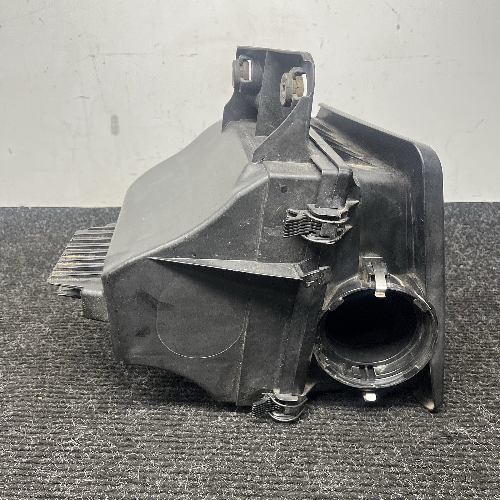 ☑️ 00-06 BMW E83 E46 330 X3 M54 Engine Air Intake Cleaner Box Assembly OEM
