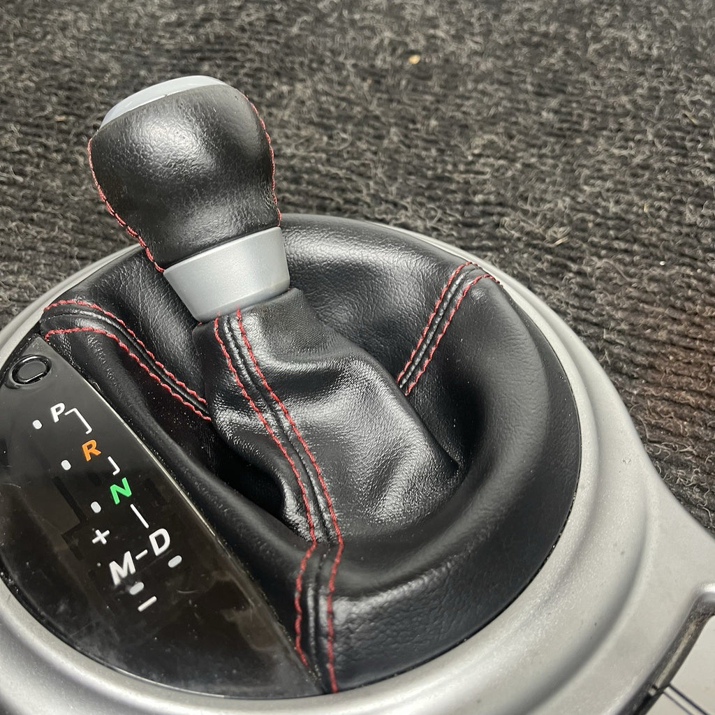 ☑️ 13-20 TOYOTA 86 BRZ FRS AUTOMATIC SHIFTER TRIM LEATHER BOOT RED STITCHING OEM