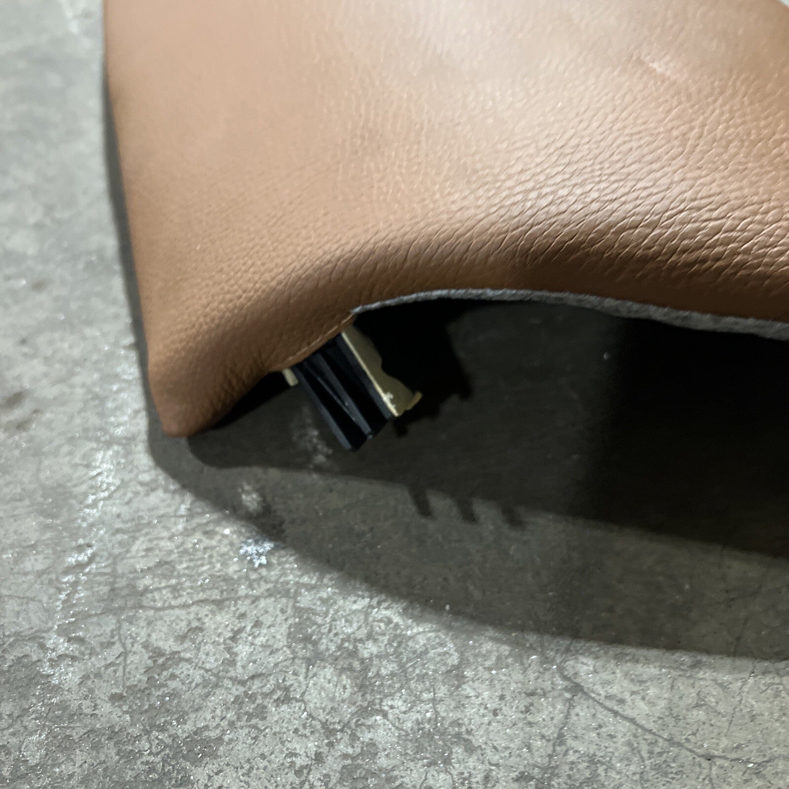 ☑️ 2007-2012 BMW E92 REAR PASSENGER SIDE SEAT CUSHION BOLSTER LEATHER OEM