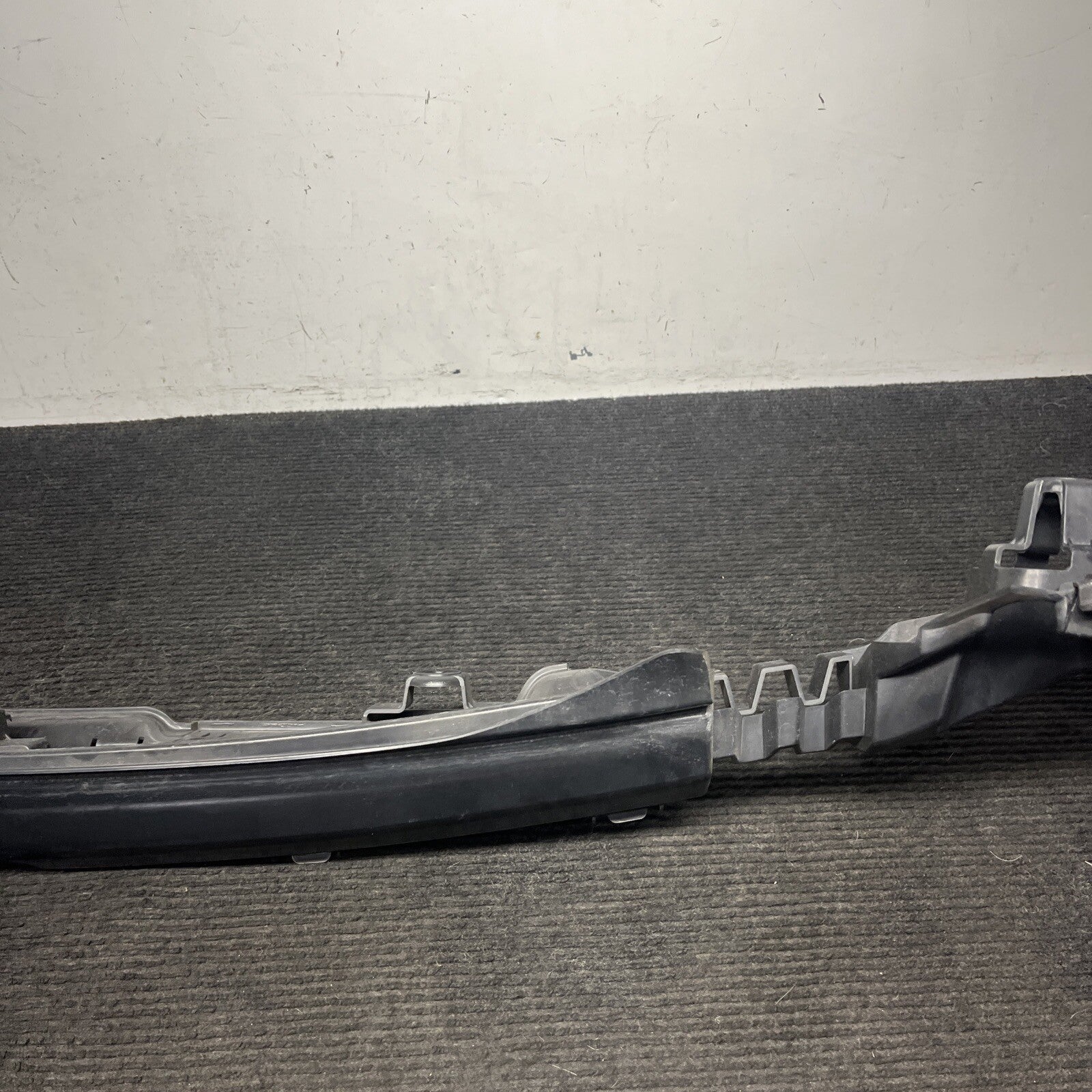 ☑️ OEM BMW 2 SERIES F22 F23 2014-2021 REAR BUMPER BRACKET SUPPORT 7285532