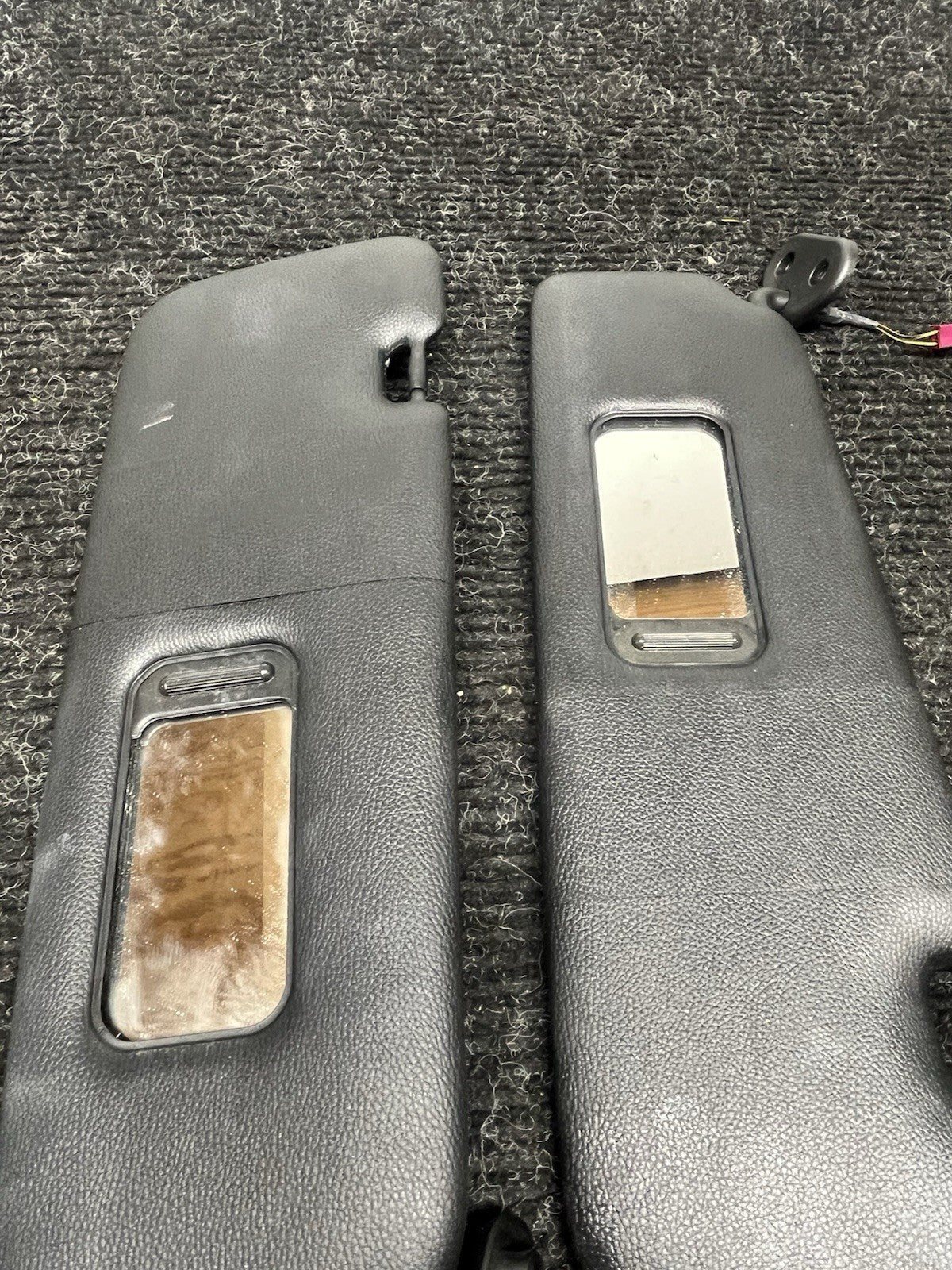 ☑️ 2006-2013 BMW E93 Sun Visor Shade Set Visors Left Right Pair Black OEM