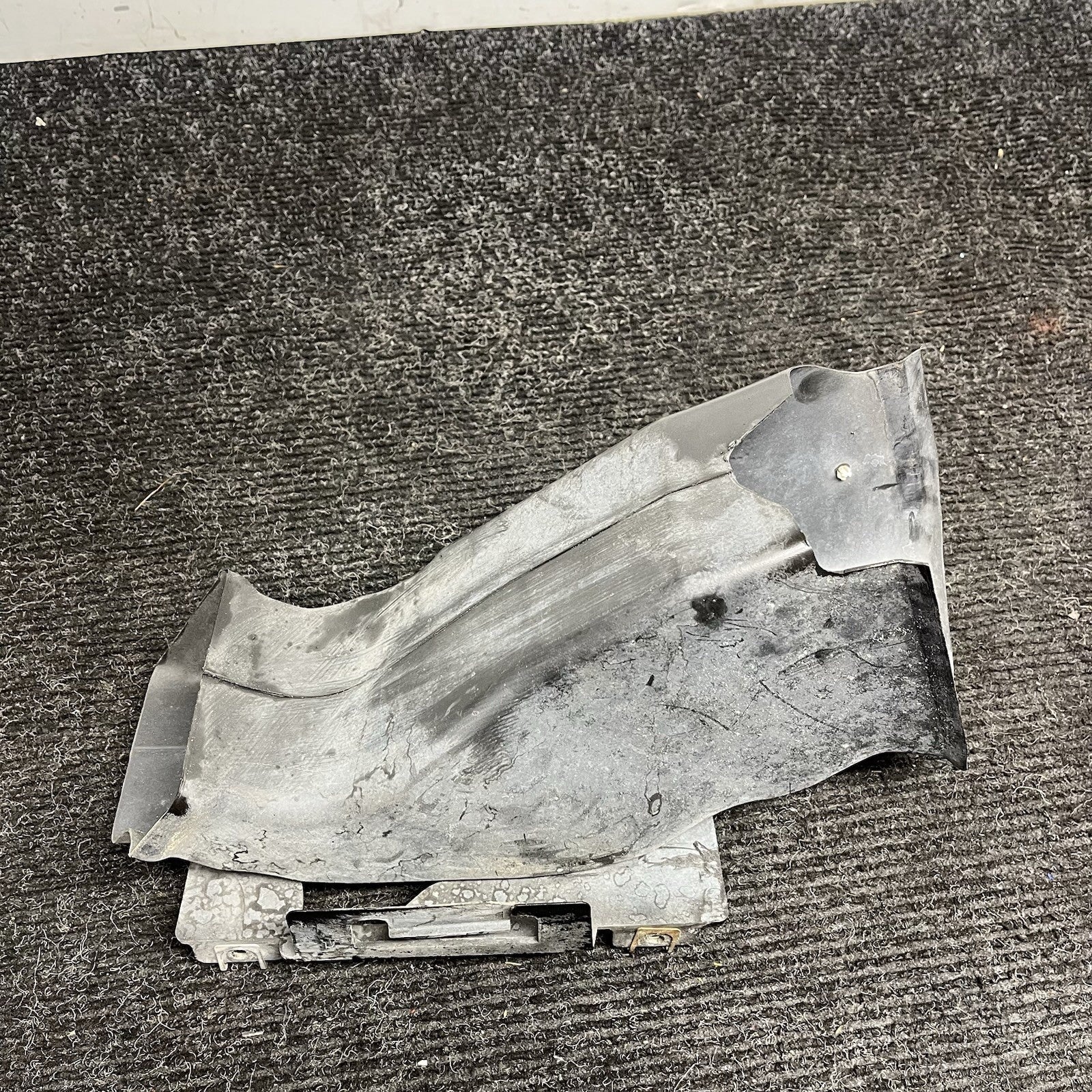 ☑️01-06 OEM BMW E46 325Ci 330Ci Coupe Convertible Right Passenger Air Brake Duct