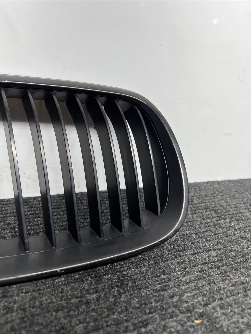 Front Hood Grille Right Passenger Side For BMW OEM# 51137157278 E92 E93 Chrome