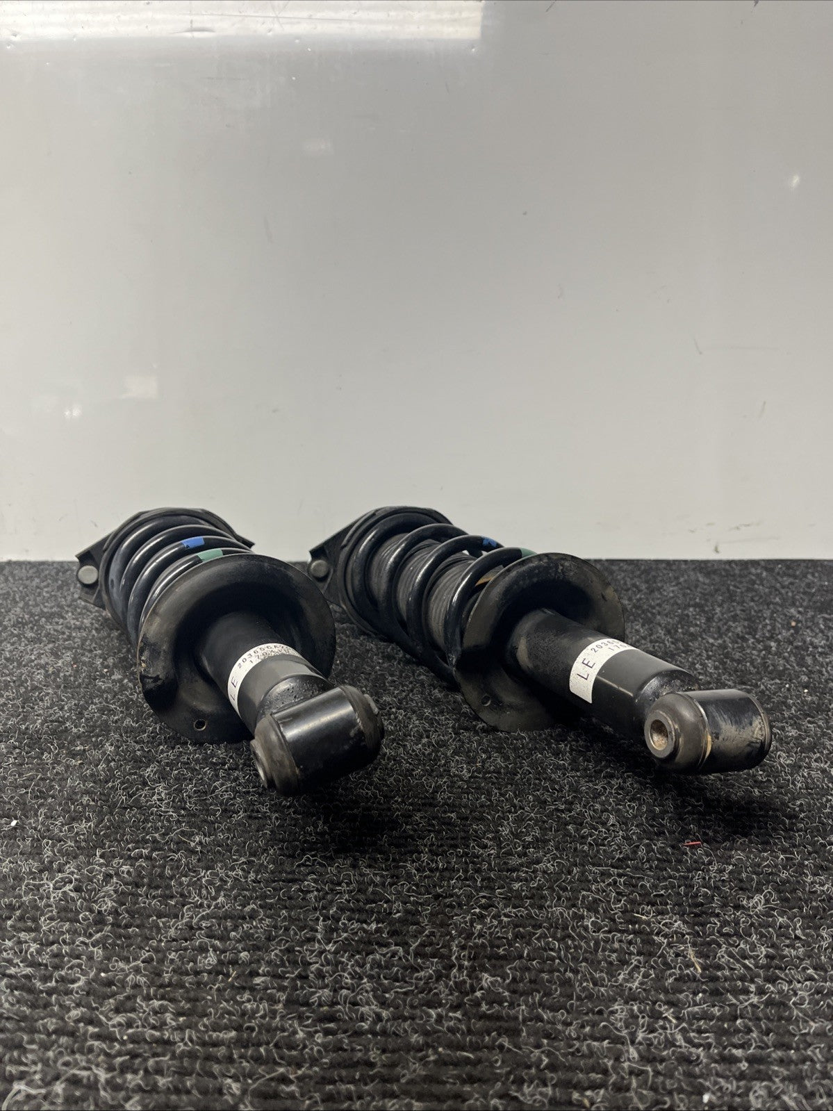 ☑️ OEM Rear Springs/Struts Suspension Subaru BRZ Toyota 86 Scion FRS