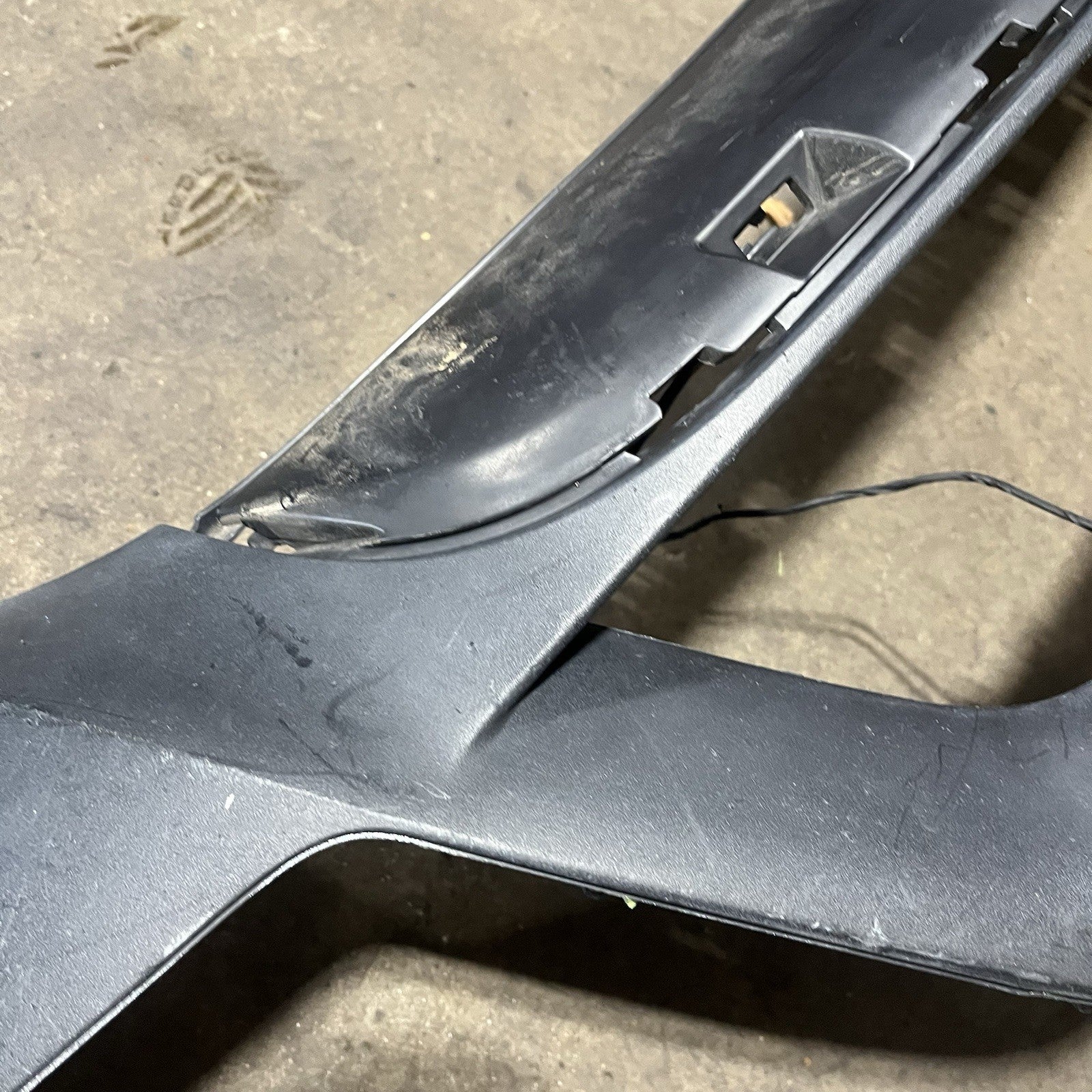 ☑️ 2009-2013 BMW X5 - Front Lower Bumper Valance 7222371