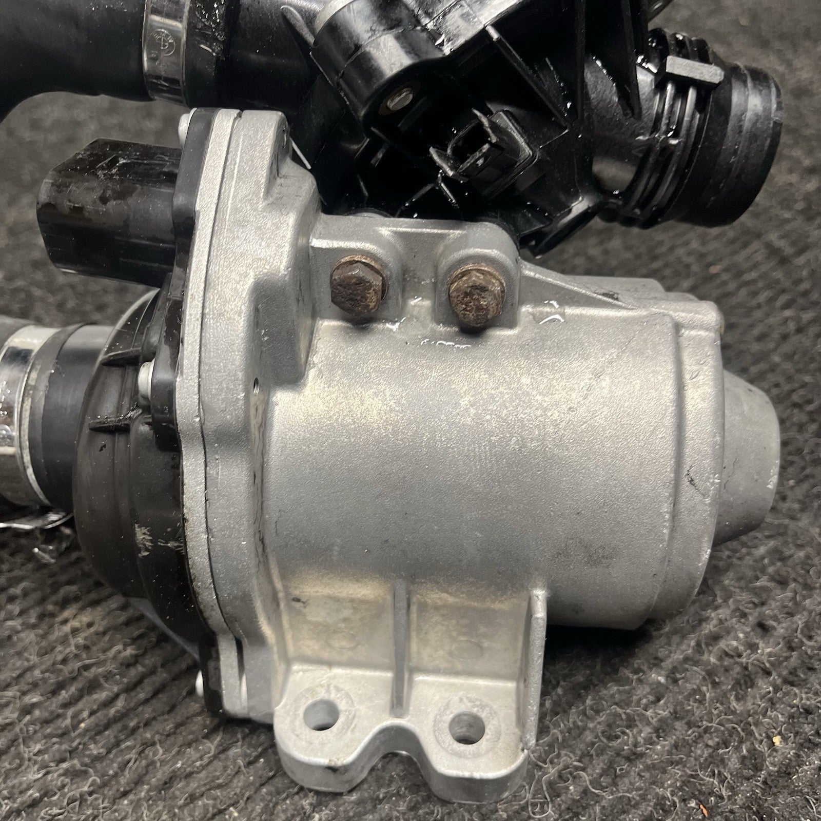 ☑️ OEM BMW E82 E90 E92 F10 F13 N54 N55 Electric Metal Water Pump W/ Thermostat