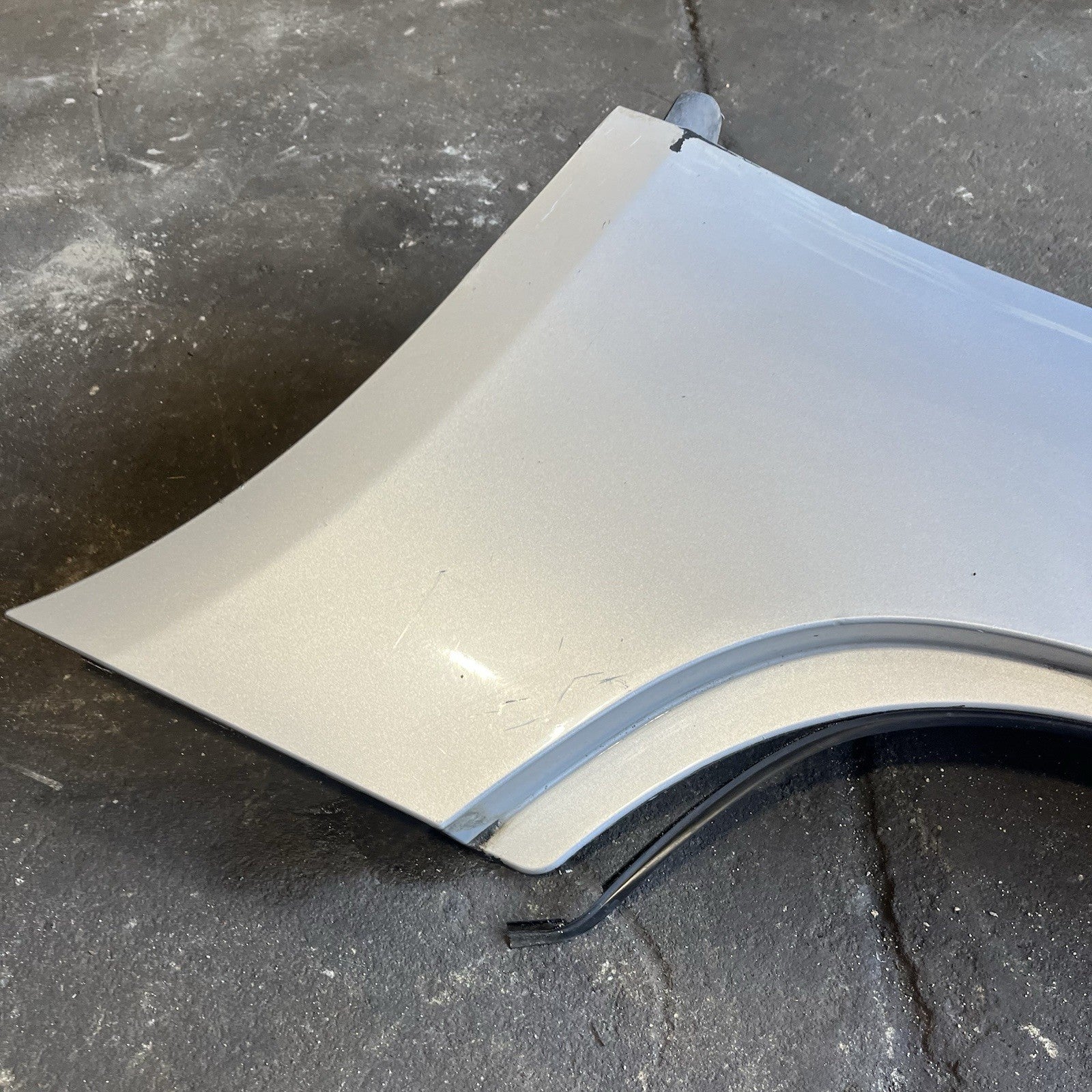 ☑️ 03-08 BMW E85 Z4 LEFT SIDE SKIRT ROCKER PANEL MOLDING TITAN SILVER OEM