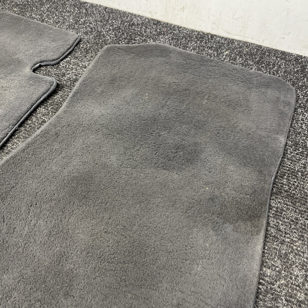 ☑️ Bmw Black Floor Mats Set Part Number 106480-11 OEM 3 And 5 Series