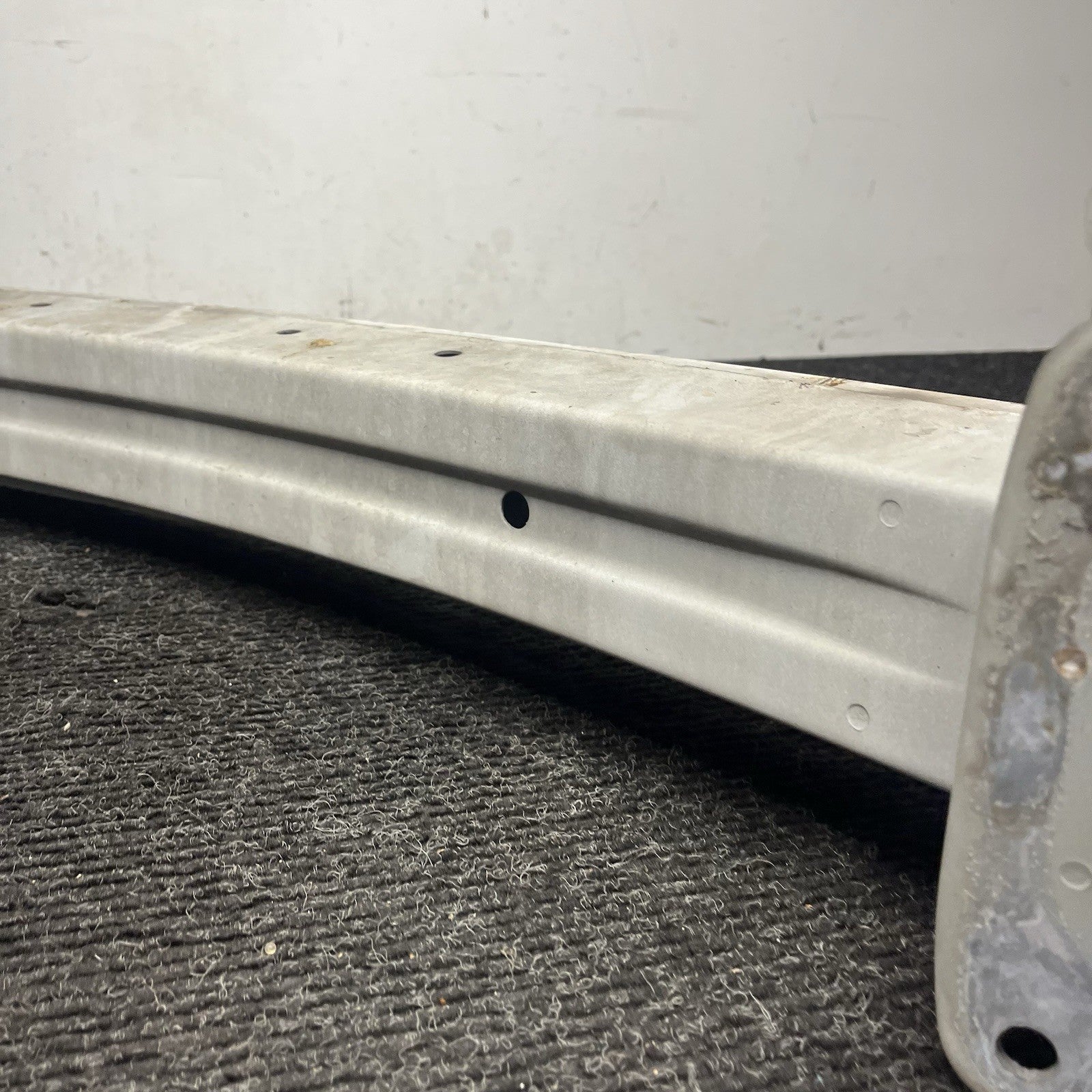 ☑️08-14 SUBARU WRX STI OEM FRONT BUMPER CRASH BAR WHITE GENUINE ASSEMBLY FACTORY