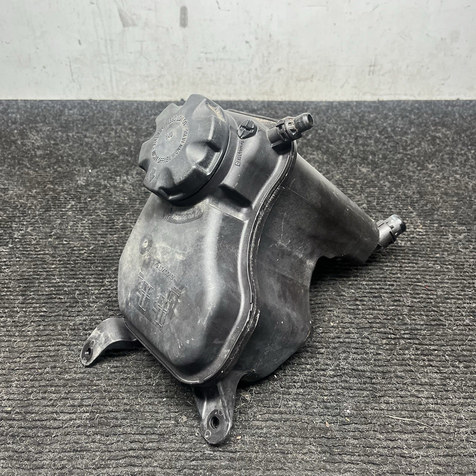 ☑️ 06-13 BMW E82 E88 E90 E92 E93 Radiator Expansion Tank Coolant Reservoir OEM