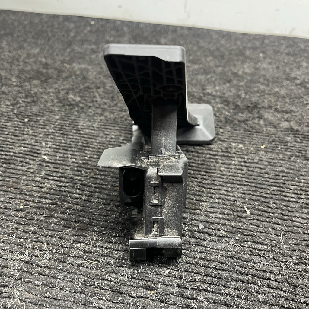 ☑️ 14-16 BMW F22 2 Series M235i Manual Gas Throttle Accelerator Pedal Module OEM