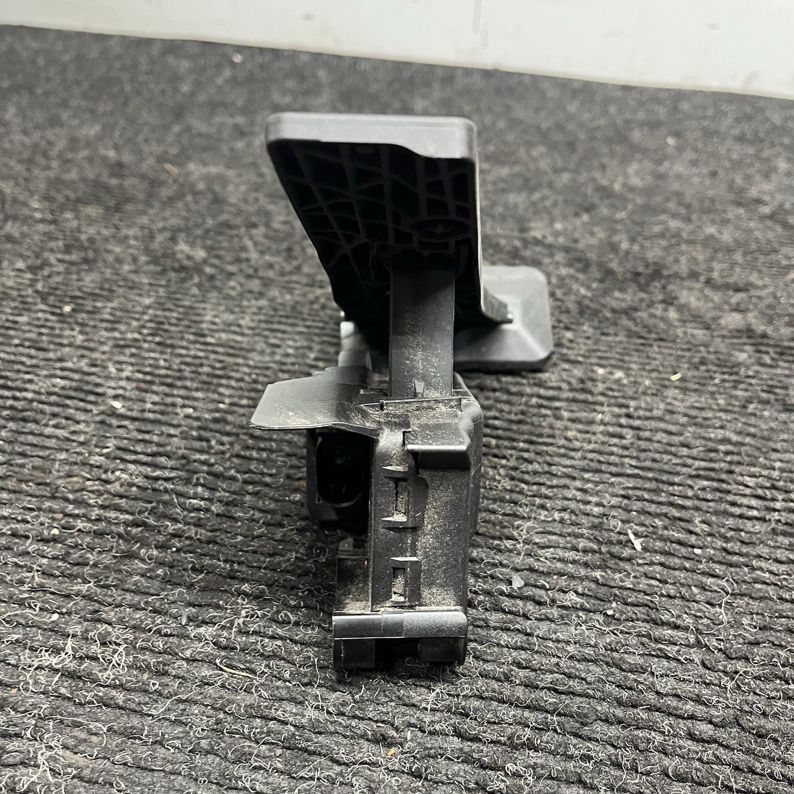 ☑️ 14-16 BMW F22 2 Series M235i Manual Gas Throttle Accelerator Pedal Module OEM