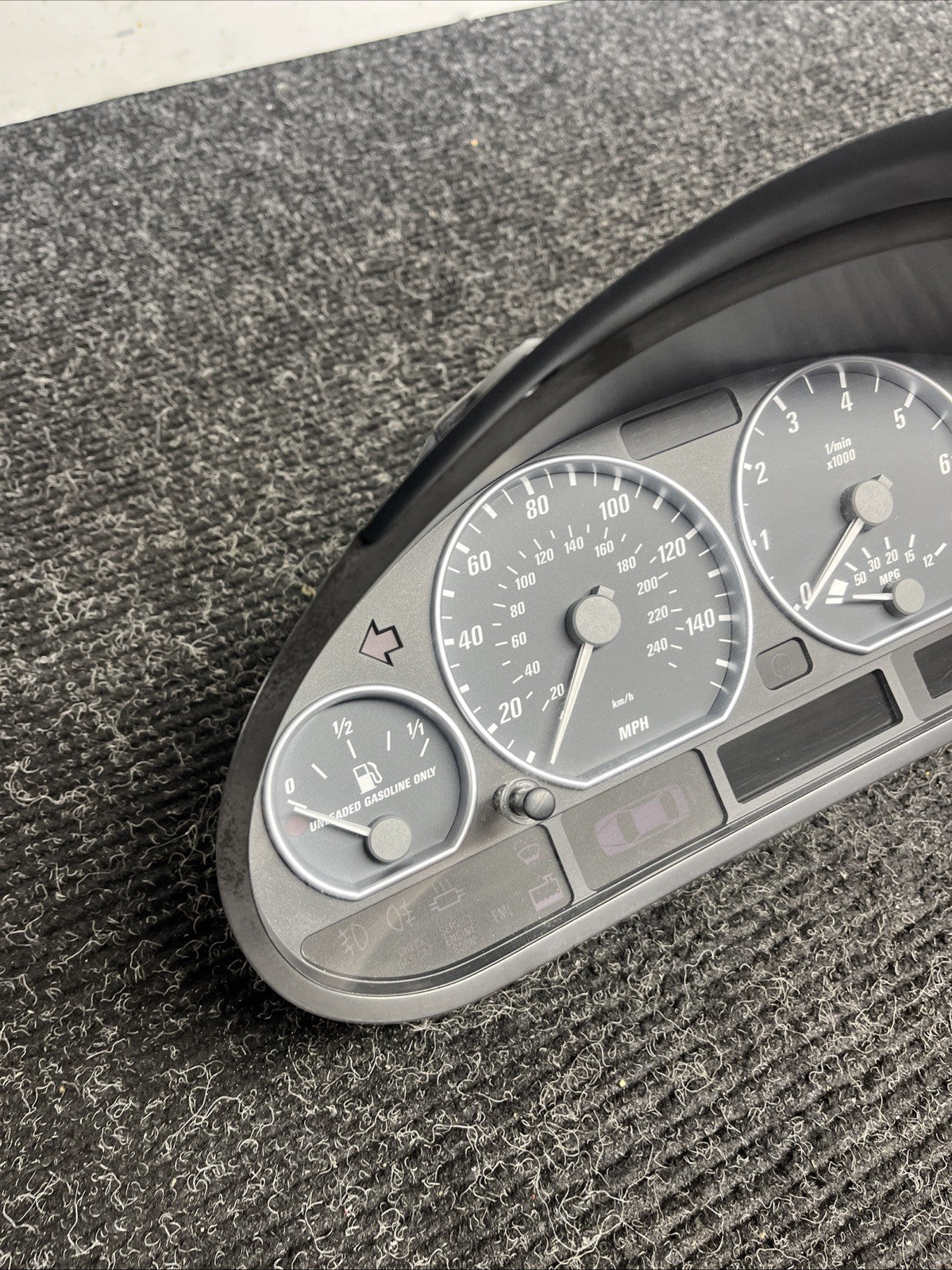 ☑️05-06 BMW E46 330ci ZHP A/T 2 DOOR INSTRUMENT CLUSTER SPEEDOMETER OEM 129K