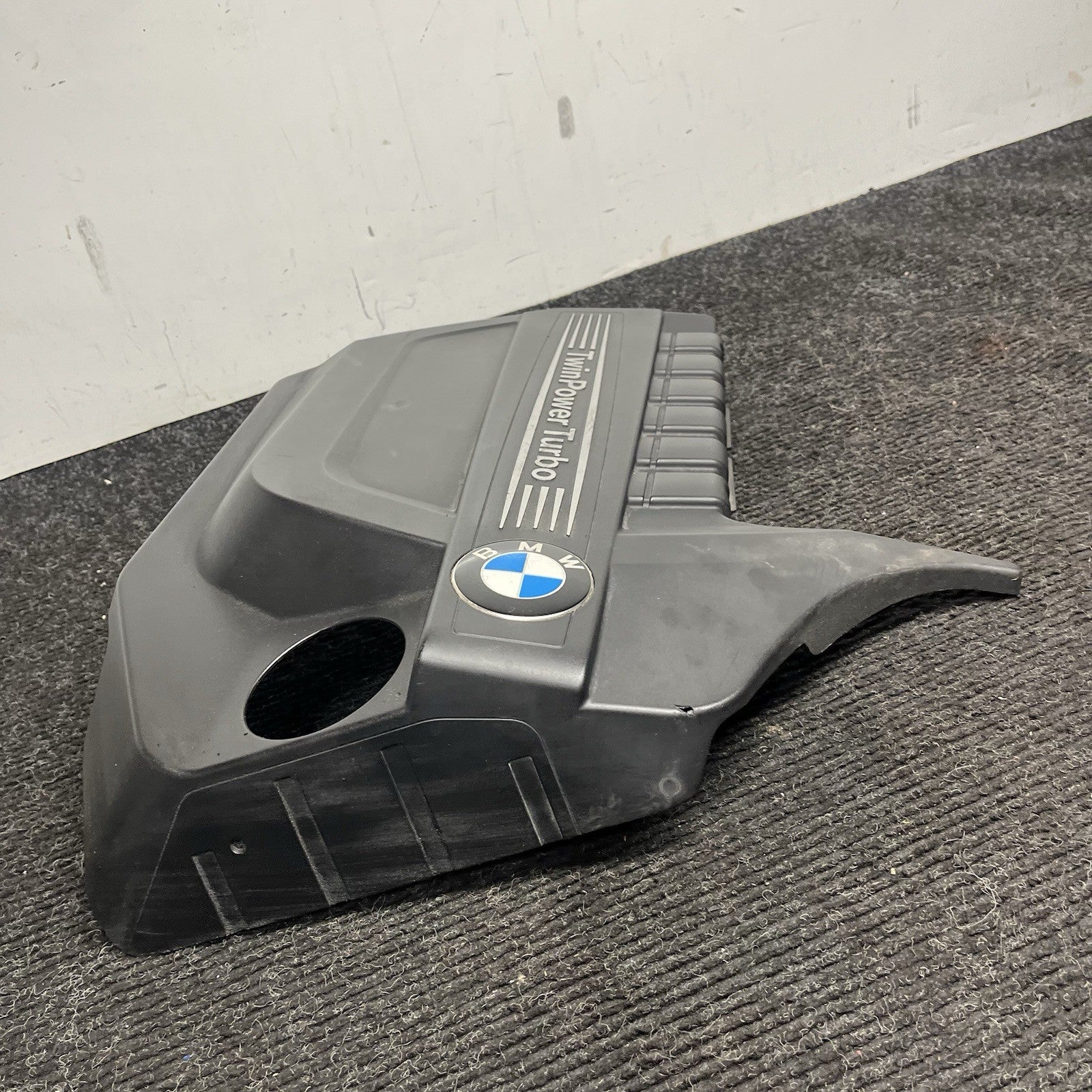 ☑️ BMW E70 X5 N55B30A Engine Cover 7607447