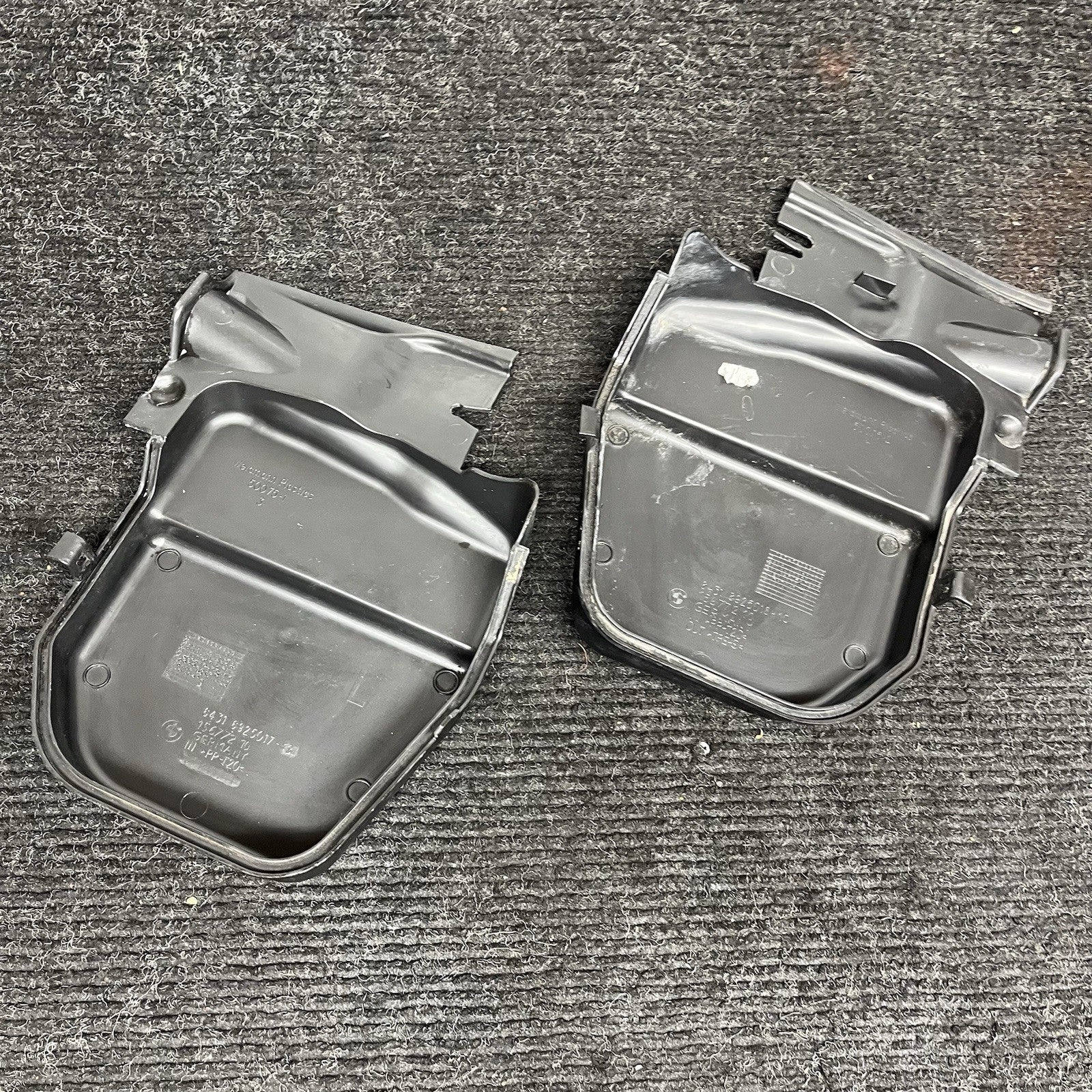 ☑️07-13 BMW 135i 328i 335i E82 E90 E92 E93 CABIN AIR FILTER DUCT COVERS PAIR OEM