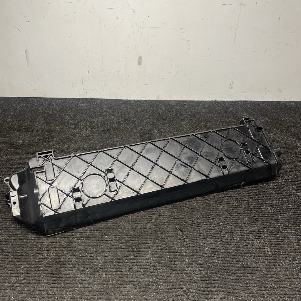 ☑️ 11-13 BMW E70 X5 Radiator Support Bottom Intercooler Bracket Unit 7795909 OEM