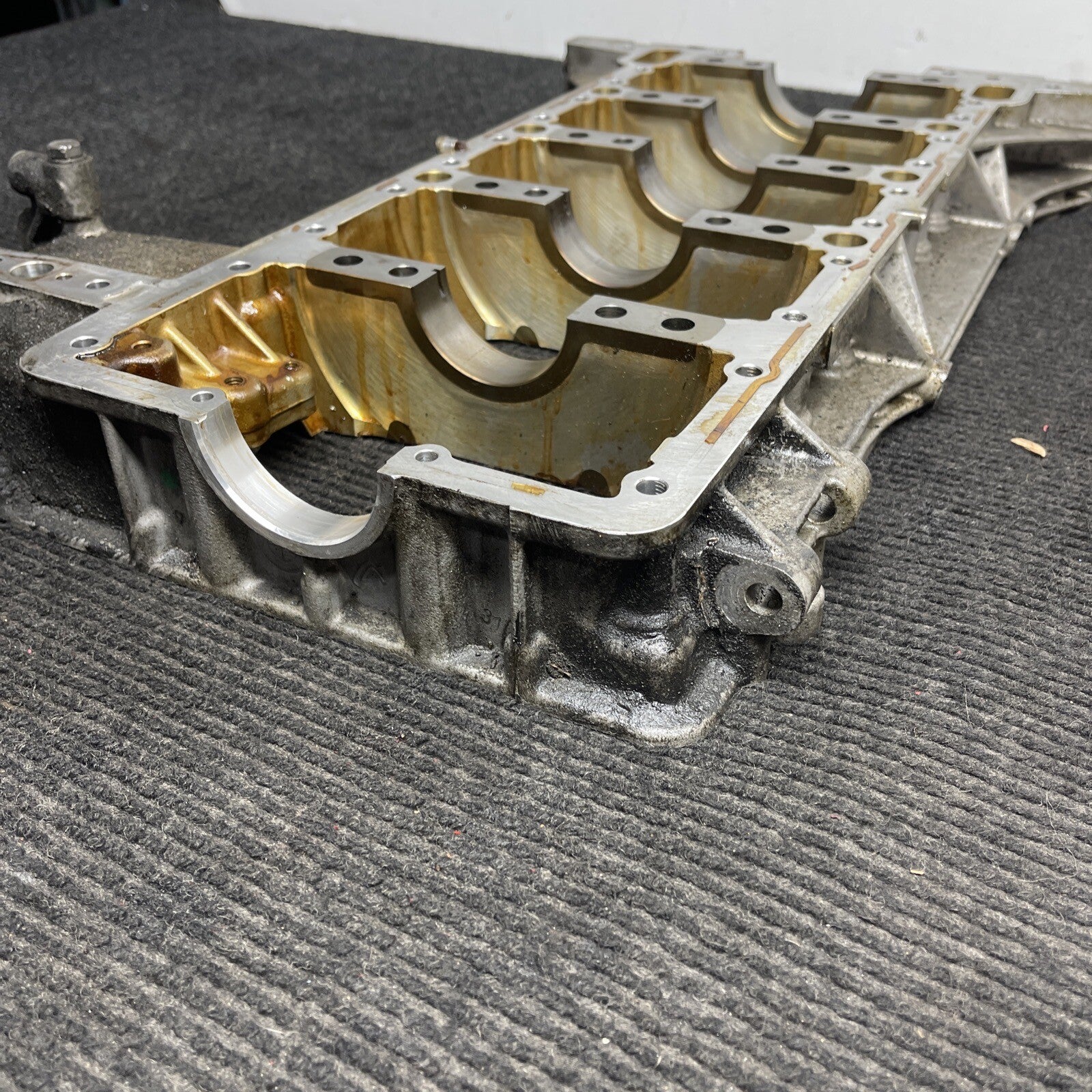 ☑️ 08-13 BMW E90 E92 E93 M3 LOWER BLOCK PLATE BOTTOM CRANK HOUSING S65 ENGINE