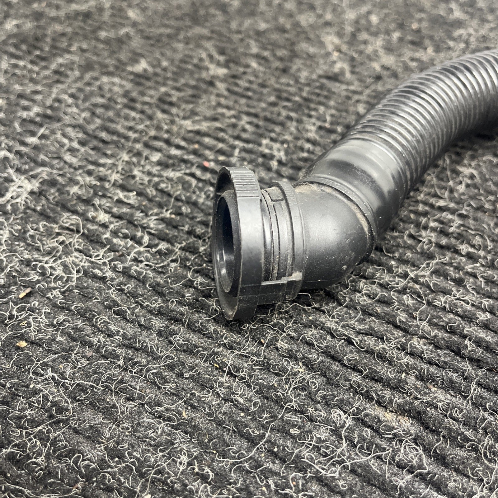 ☑️ 08-13 OEM BMW E90 E92 E93 M3 S65 Secondary Air Pump Suction Hose w/ Sensor
