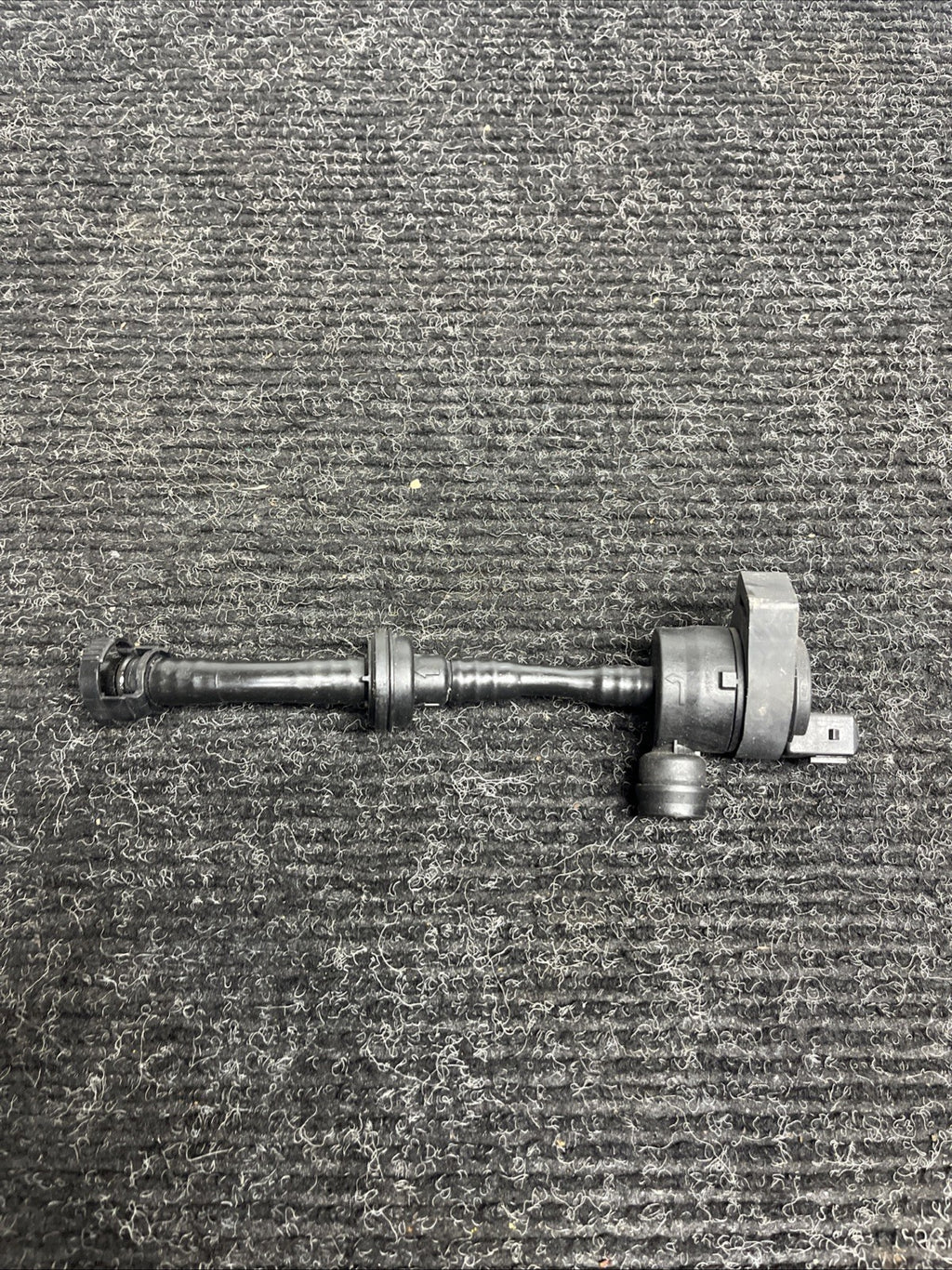 06-10 BMW E90 E92 335i Fuel Vapor Ventilation Valve Breather Hose 7551262 OEM