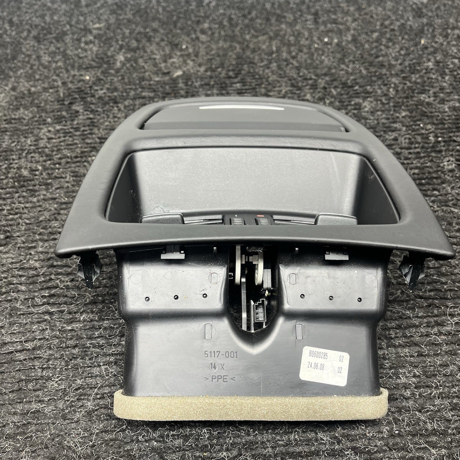 ☑️ 08-13 OEM BMW E92 E93 M3 Interior Central Console Rear Vent Cover Trim
