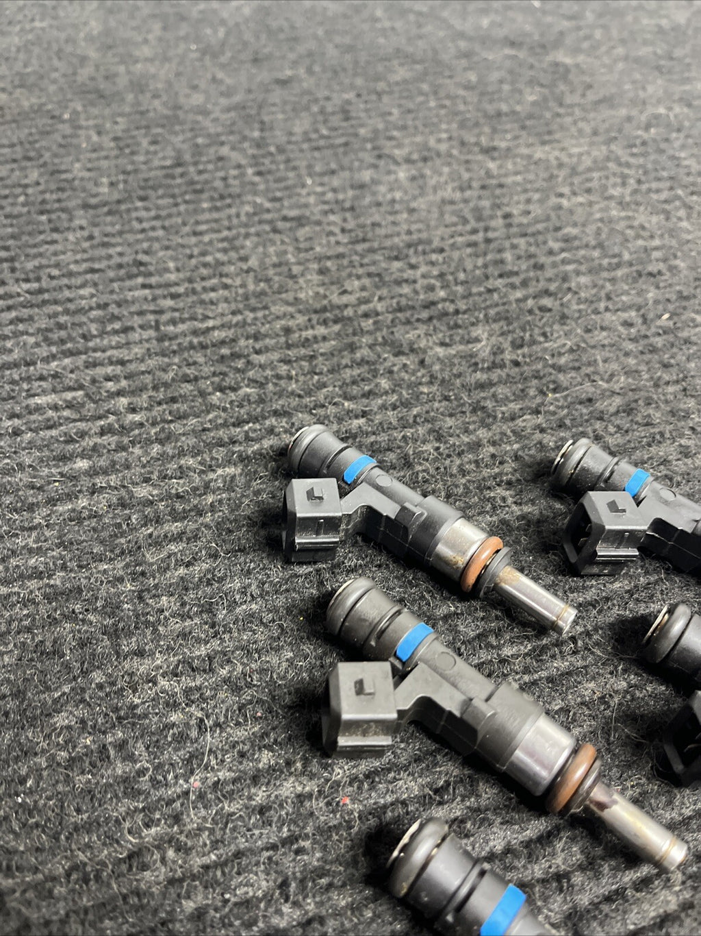 ☑️ 2008-13 OEM BMW E90 E92 E93 M3 S65 Fuel Injector Set (8) - 13647838440
