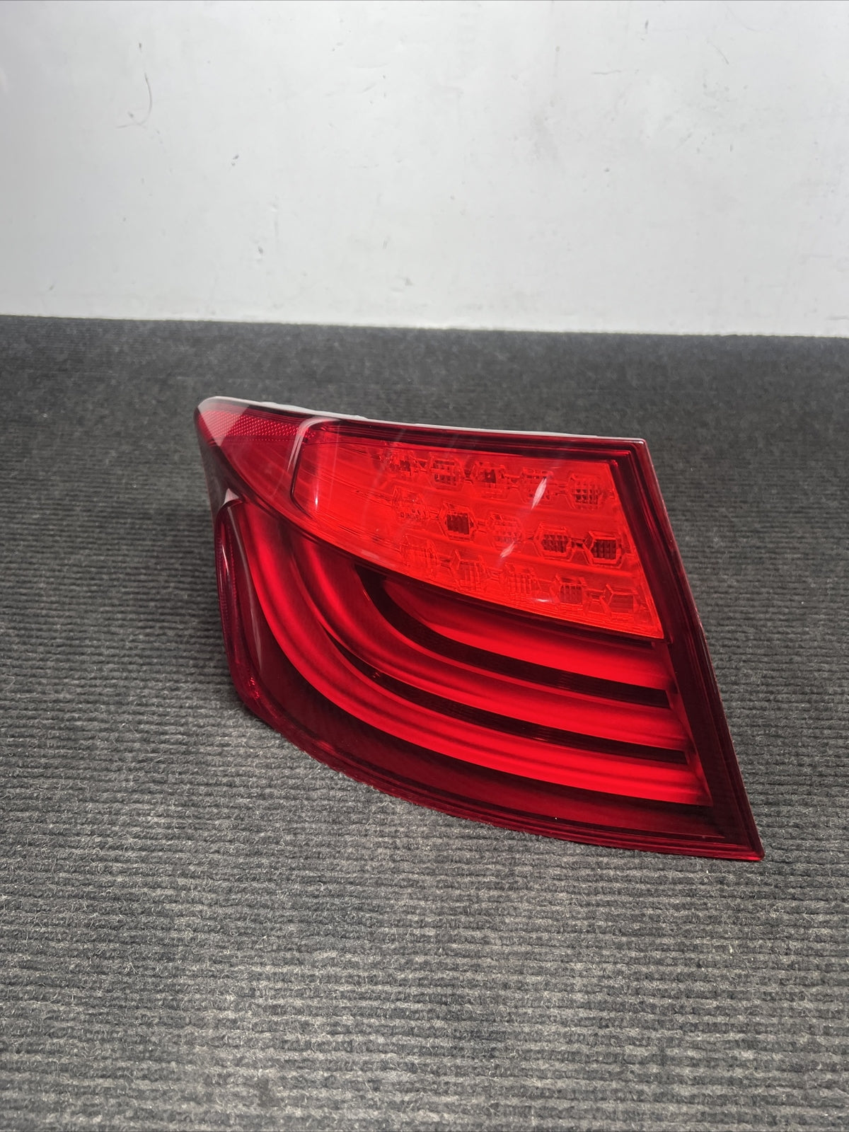 ☑️ 11-13 OEM BMW F10 528 535 550 M5 AH5 Rear Left Driver Side Outer Tail Light