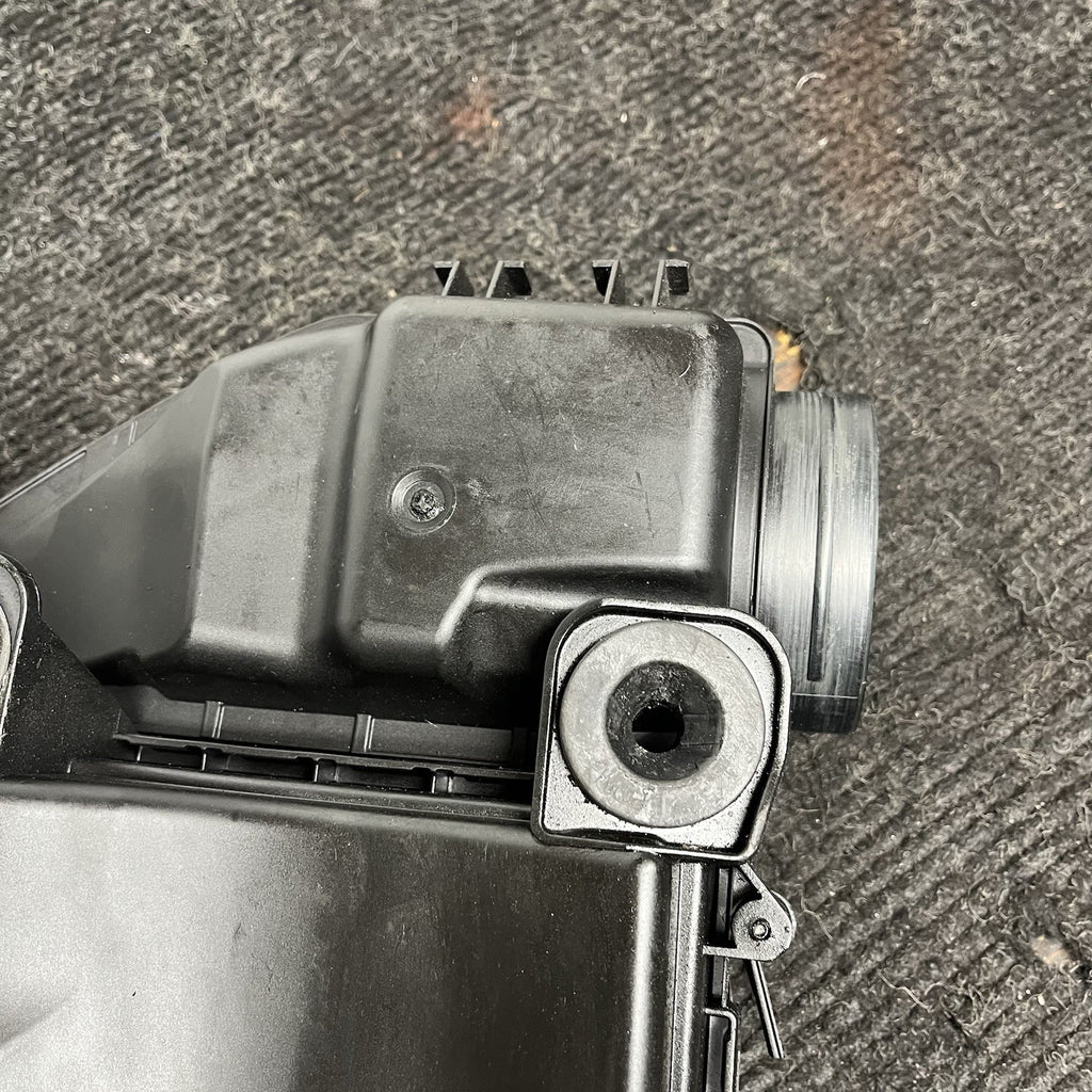 ☑️ 2012-2019 BMW X5 3.0L Engine Air Cleaner Filter Intake Box 7583713 OEM