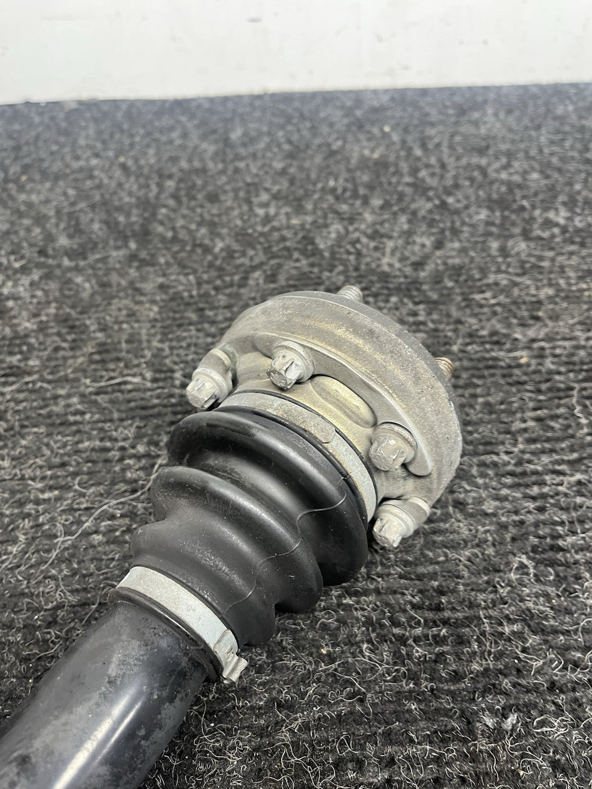 ☑️ 07-13 OEM BMW E82 E90 E92 DCT / MT Rear Right Axle Output Half Shaft Assembly