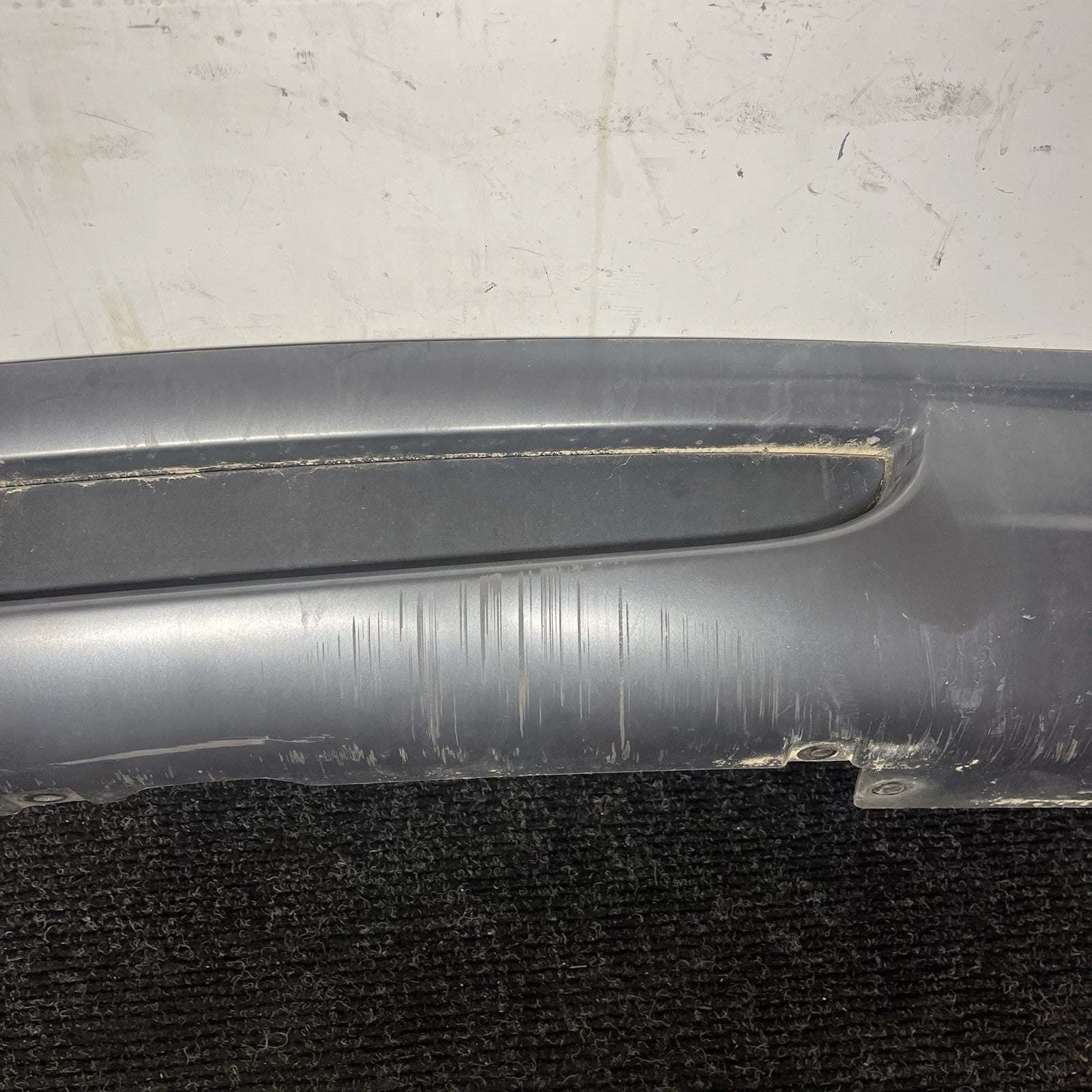 ☑️ 2008-13 BMW E82 E88 128I 135I M-SPORT REAR BUMPER DIFFUSER COVER OEM 8045506