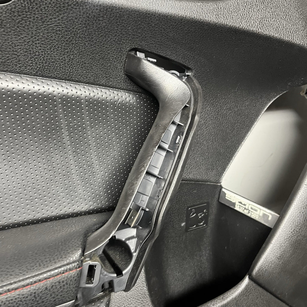 ☑️ 2013-2017 Subaru BRZ FRS Left Driver Side Interior 10 Series Door Panel OEM