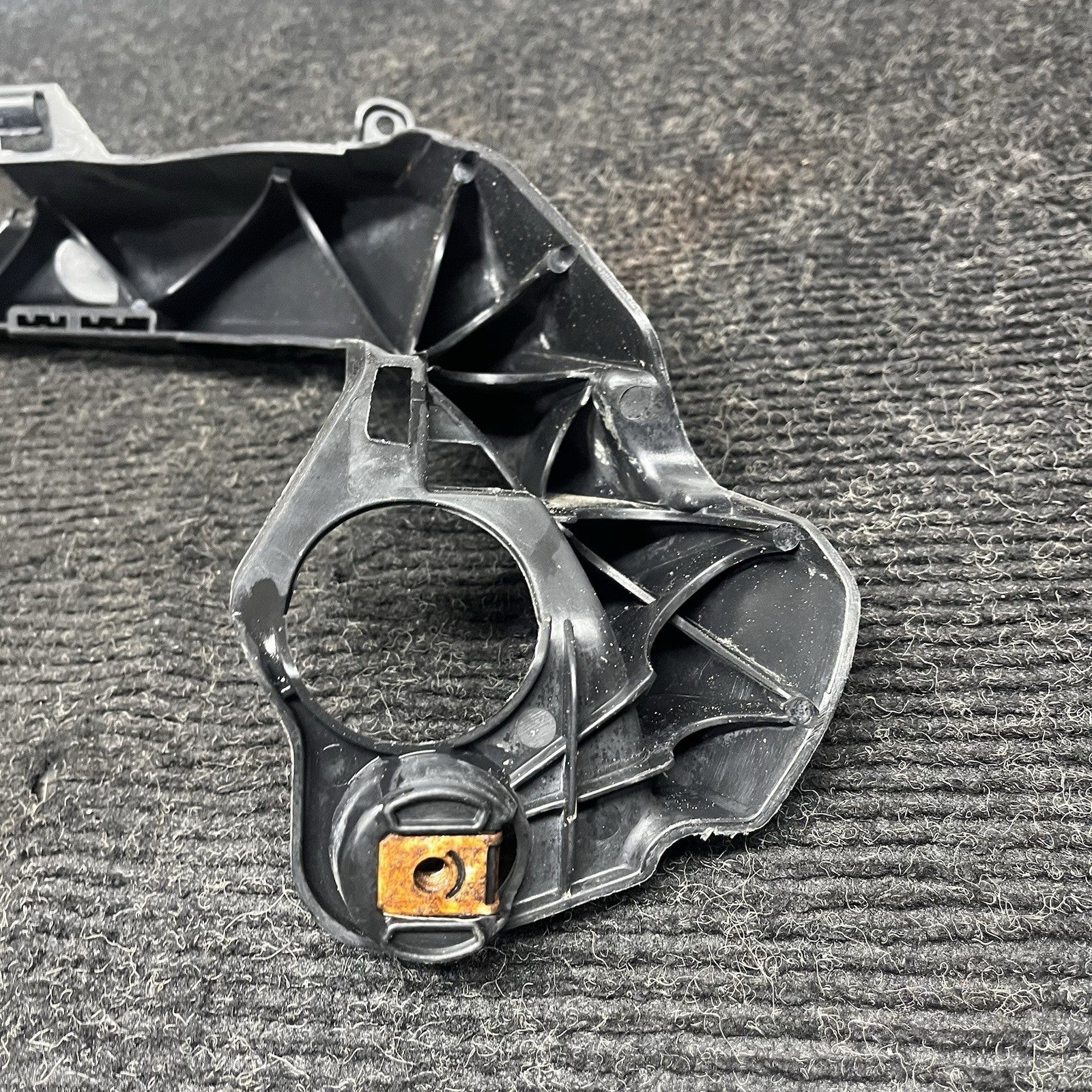 ☑️ 07-10 OEM BMW E92 E93 328 335 Left Driver Headlight Bracket Carrier Mount