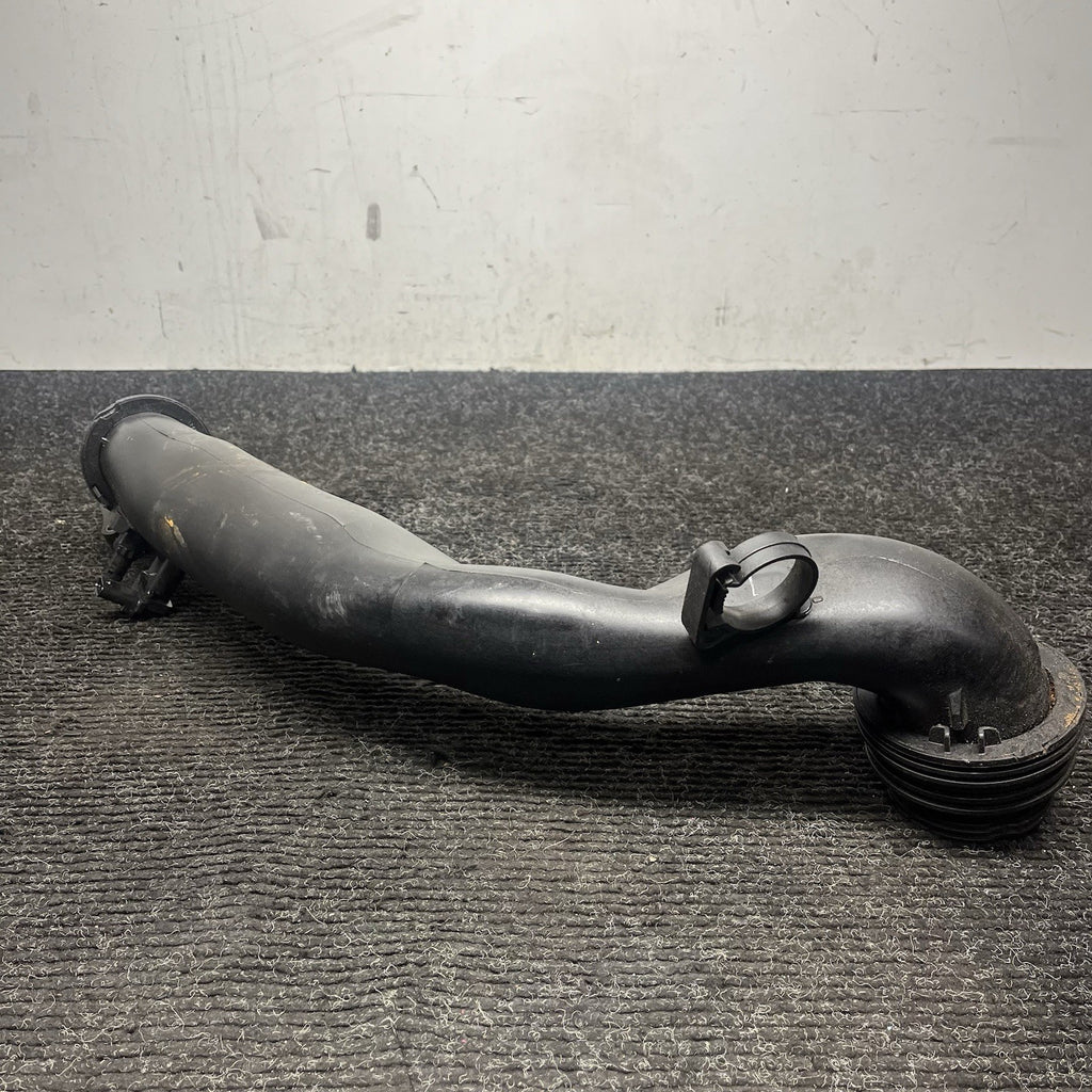 ☑️ 22-25 OEM BMW G42 G20 G22 M240 B58D 3.0L Engine Air Filter Intake Pipe