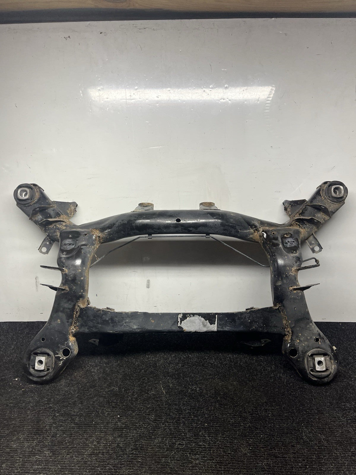 ☑️ 03-13 BMW E90 E92 E93 335I Rear Axle Subframe Crossmember Cradle Carrier OEM