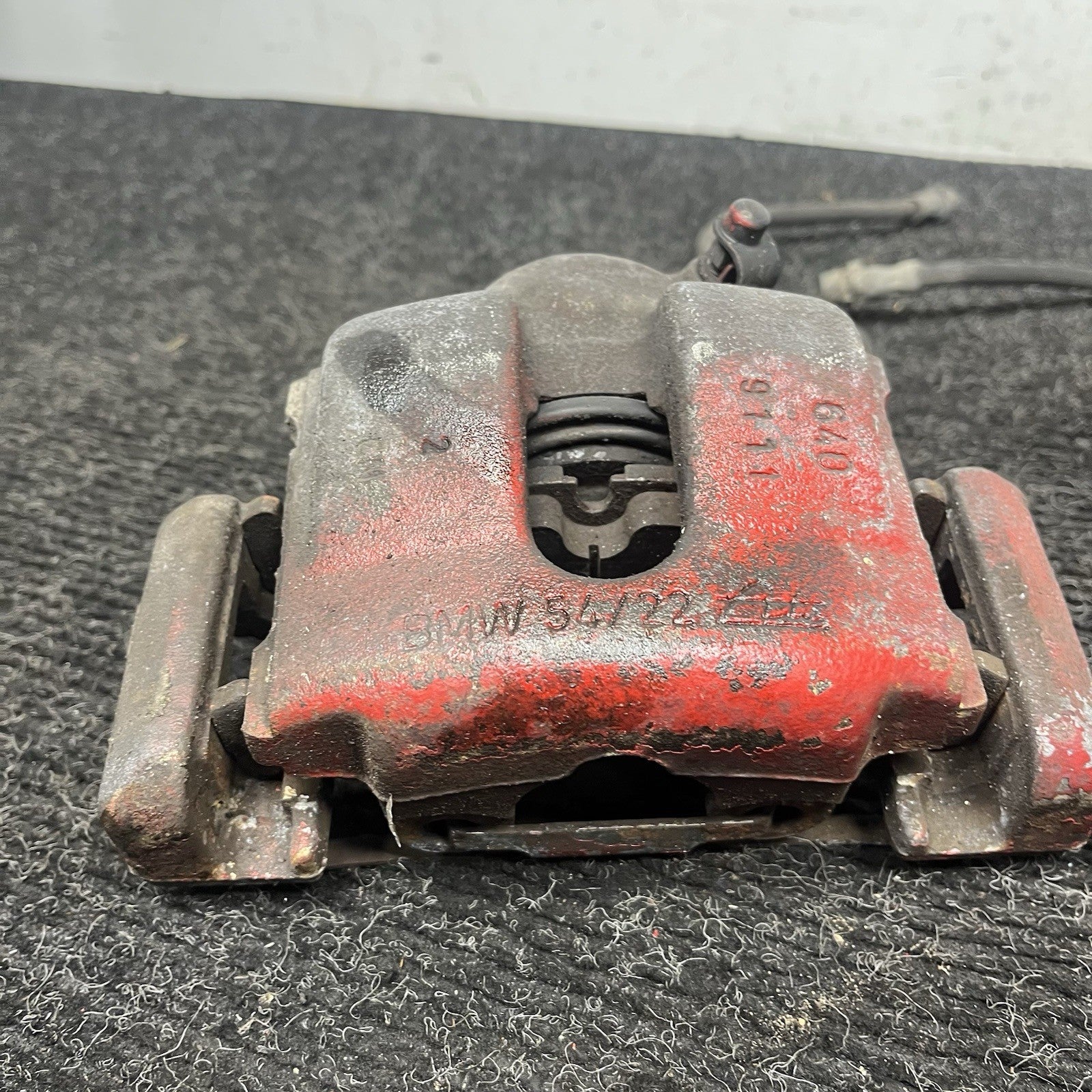 ☑️ 96-99 BMW E36 328iC CONVERTIBLE FRONT LEFT & RIGHT BRAKE CALIPER SET OEM