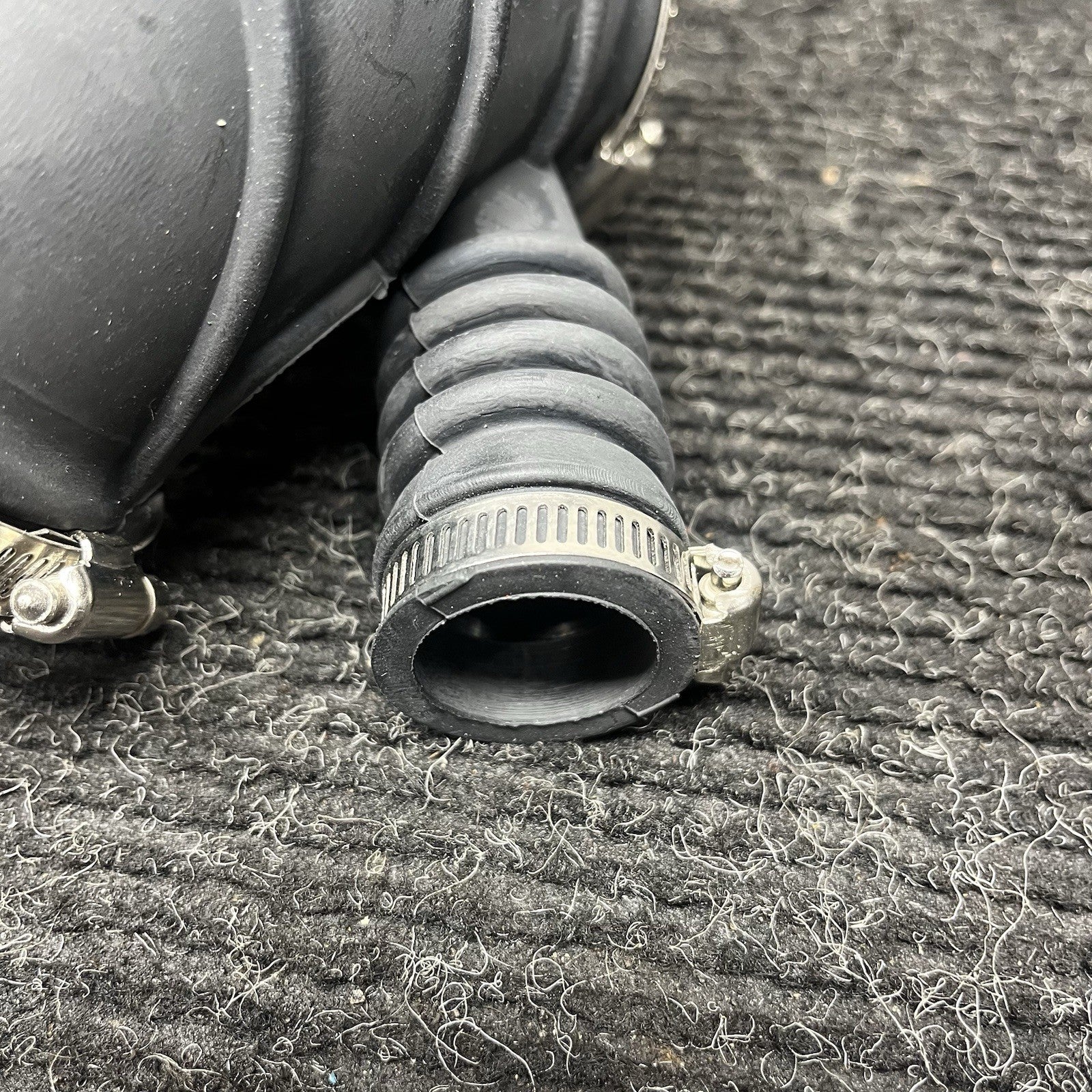☑️ Dorman 696-057 Engine Air Intake Hose BMW 325Ci 325i 330Ci 330i 330xi