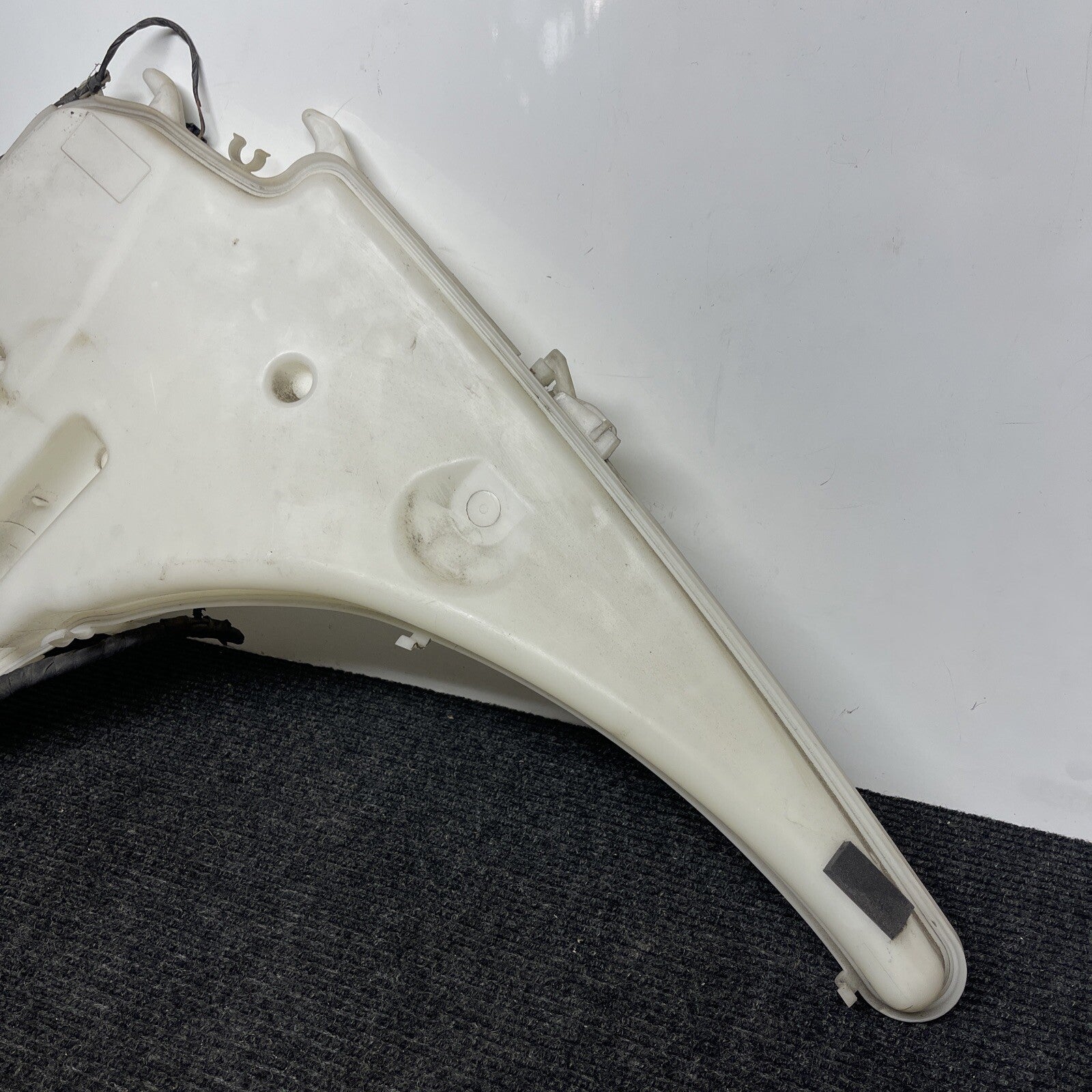 BMW E90 3-Series E82 1-Series Basic Factory Windshield Washer Fluid Bottle Tank