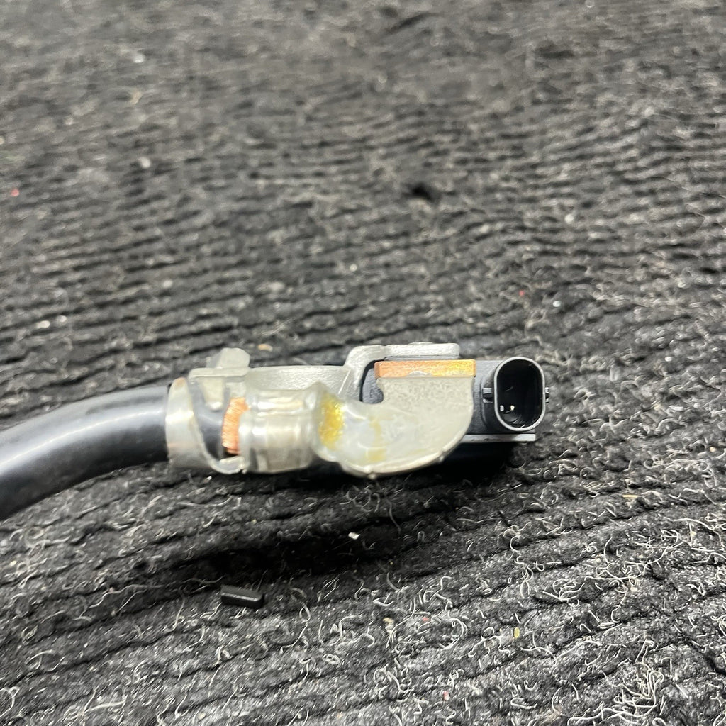 ☑️ 12-20 OEM BMW M2 F22 F30 F32 F33 F36 Negative Cable Terminal IBS Sensor Black