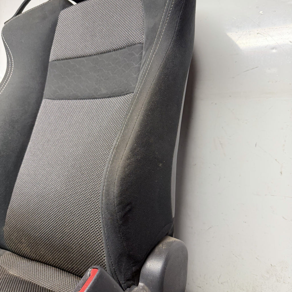 ☑️ 2017-2020 Toyota 86 Front Right Passenger Seat Su003-06563 Black Cloth