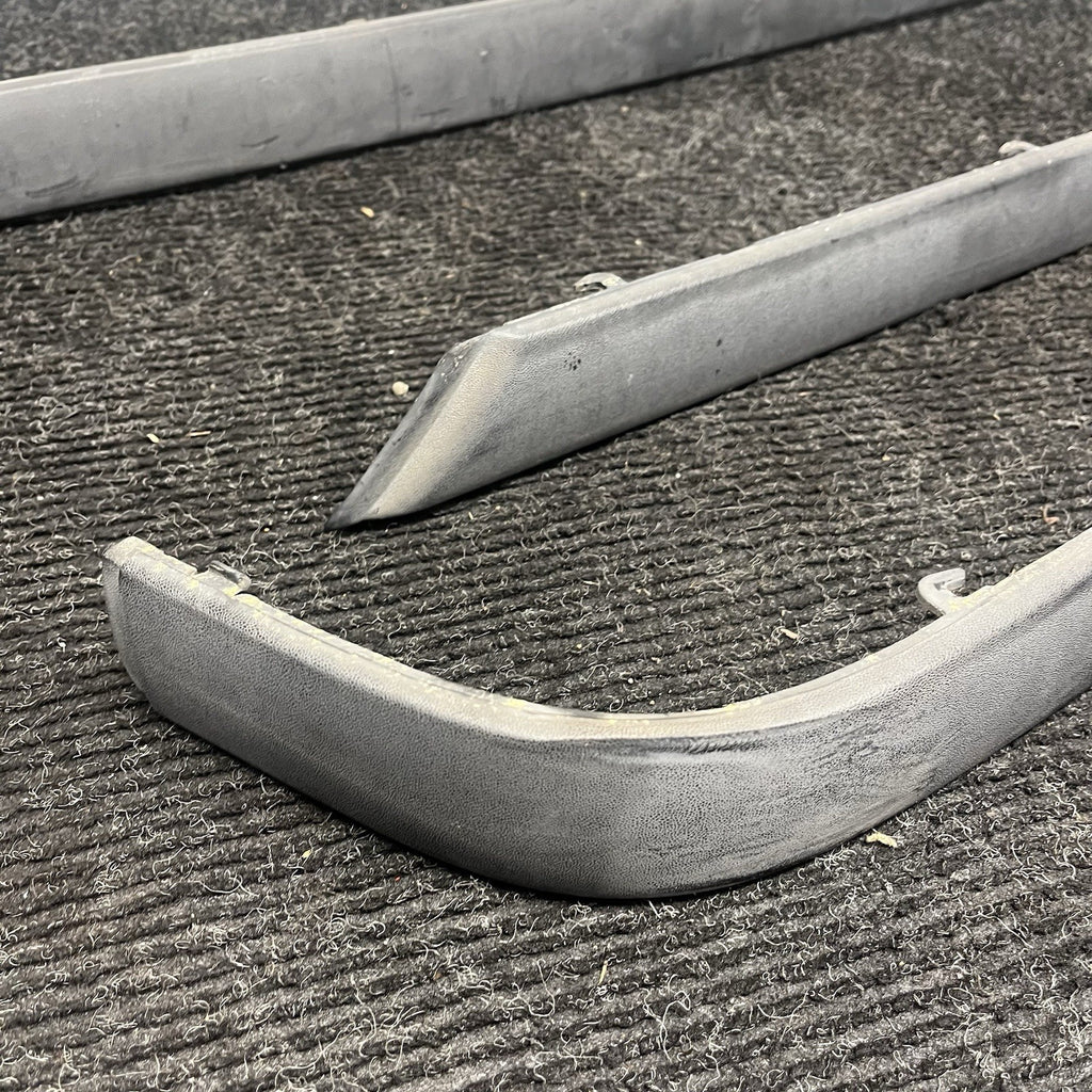 ☑️ 94-99 BMW E36 328i SEDAN SET OF 3 REAR BUMPER TRIM STRIP MOLDING OEM