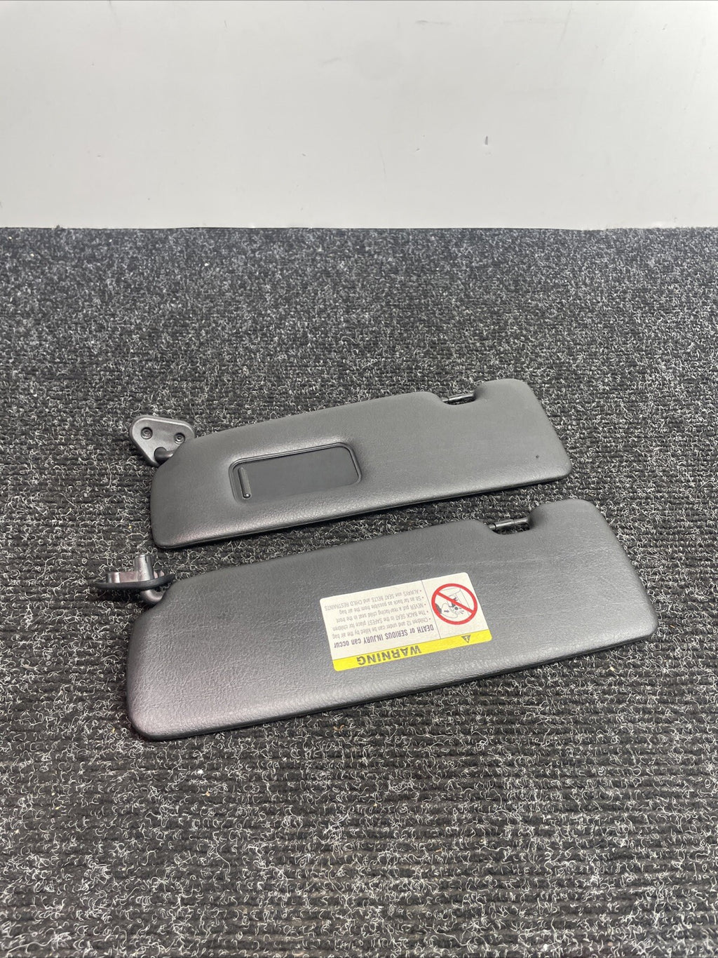☑️ 01-06 BMW E46 3-SERIES CONVERTIBLE SET OF 2 FRONT LEFT & RIGHT SUN VISOR OEM