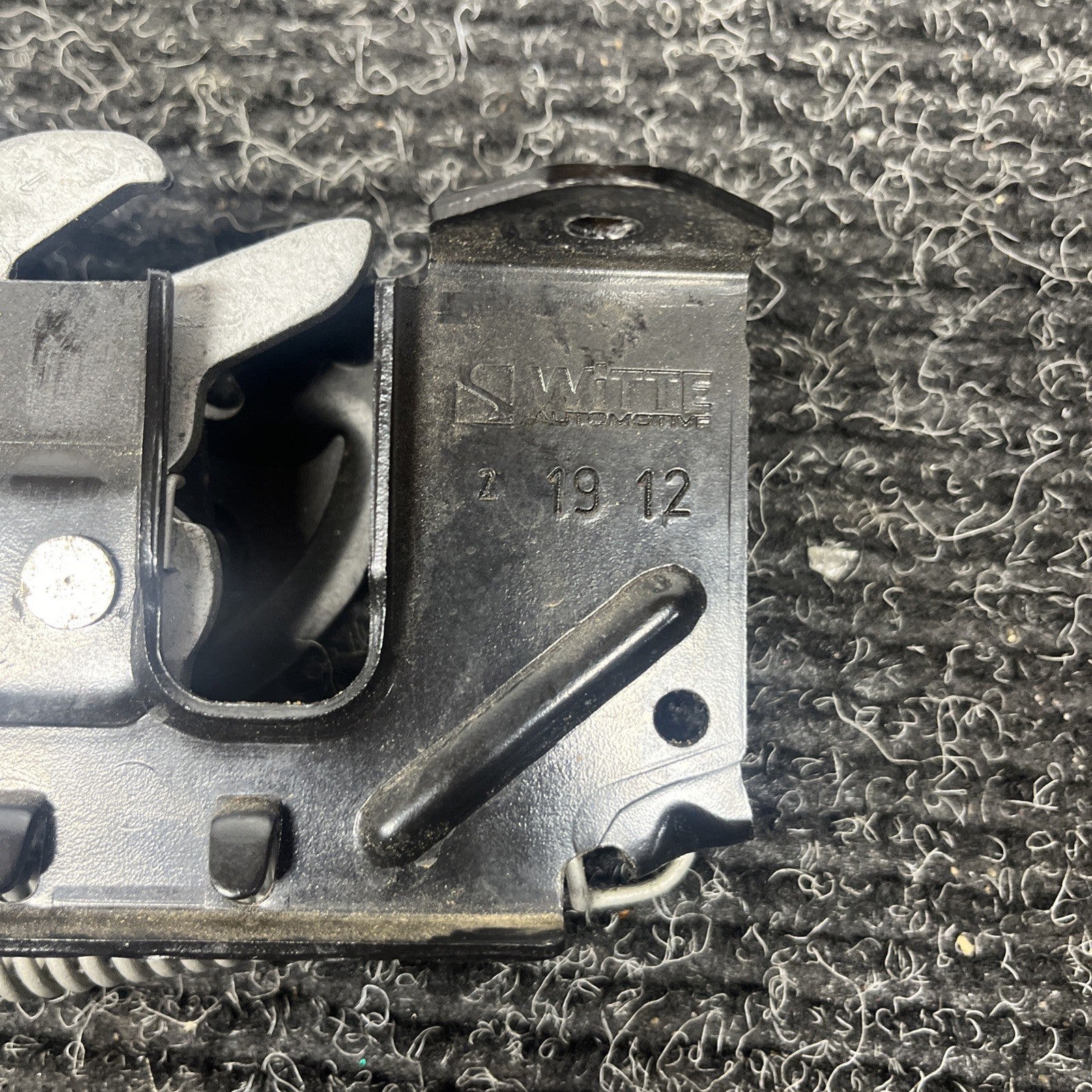 ☑️2012-16 BMW 3 SERIES F30 HOOD LOCK CATCH MECHANISM LEFT DRIVER SIDE 4895946-01