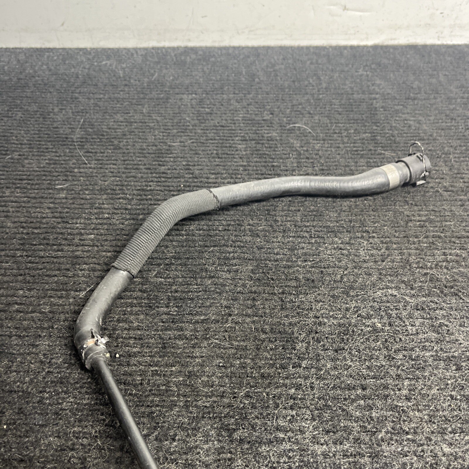 ☑️ BMW E88 E90 E92 135 335 X1 N55 Upper Engine Radiator Coolant Hose Pipe OEM