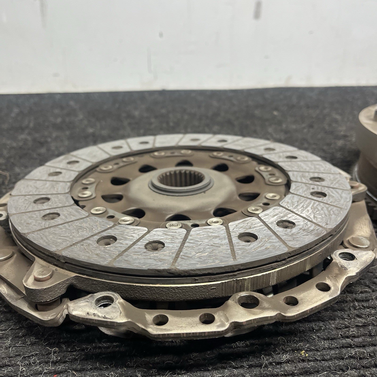 ☑️ 14-17 BMW F22 F23 M235i MANUAL TRANSMISSION CLUTCH FLYWHEEL N55 OEM