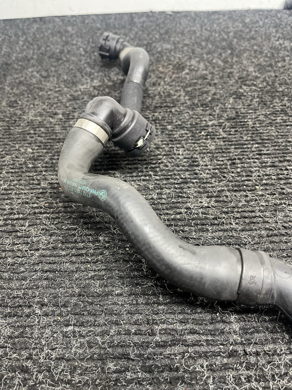 ☑️ 07-15 BMW E90 E92 E84 135i 335i X1 Lower Radiator Thermostat Coolant Hose OEM