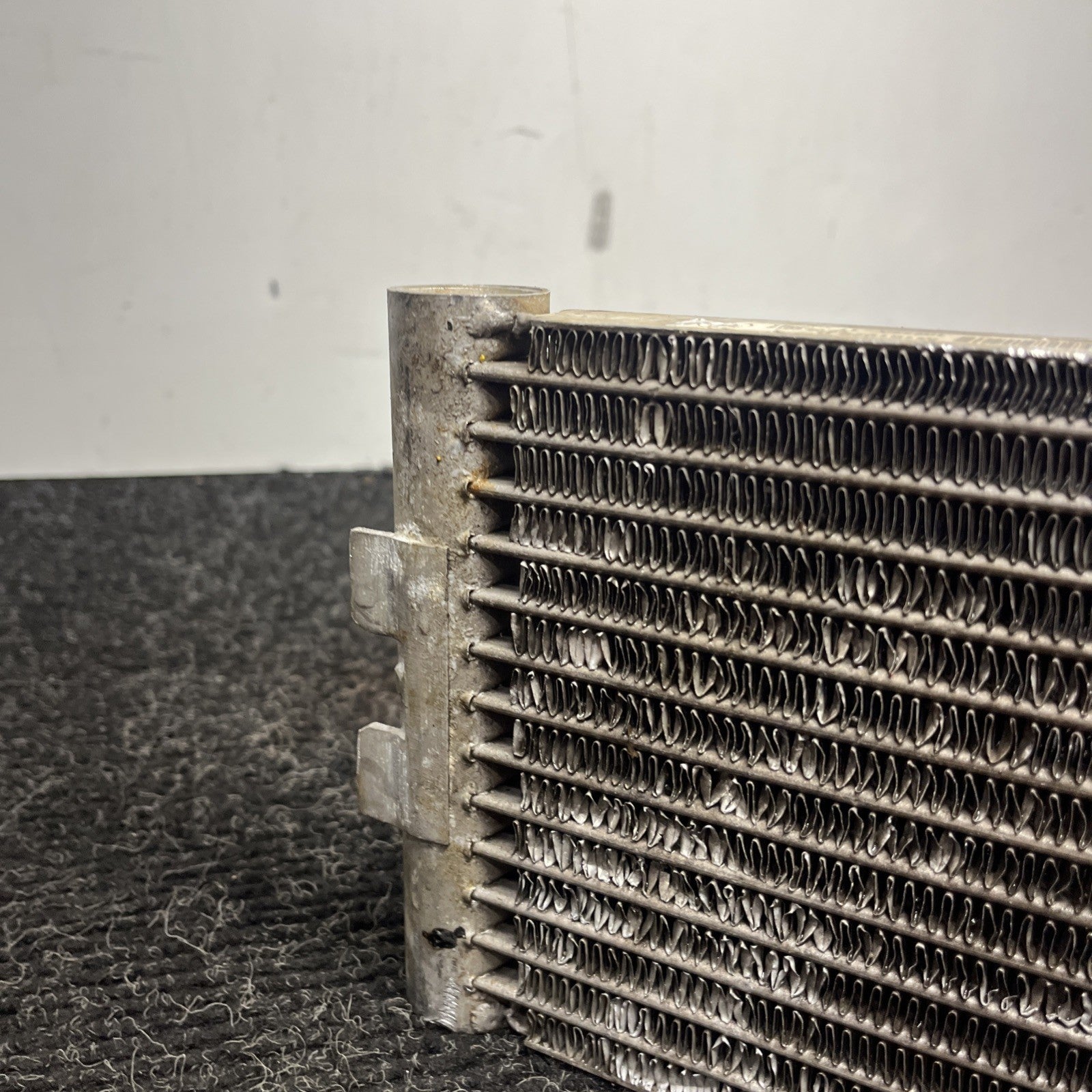 ☑️ OEM 2012-2016 BMW 335i Engine Oil Cooler RADIATOR 17217618360