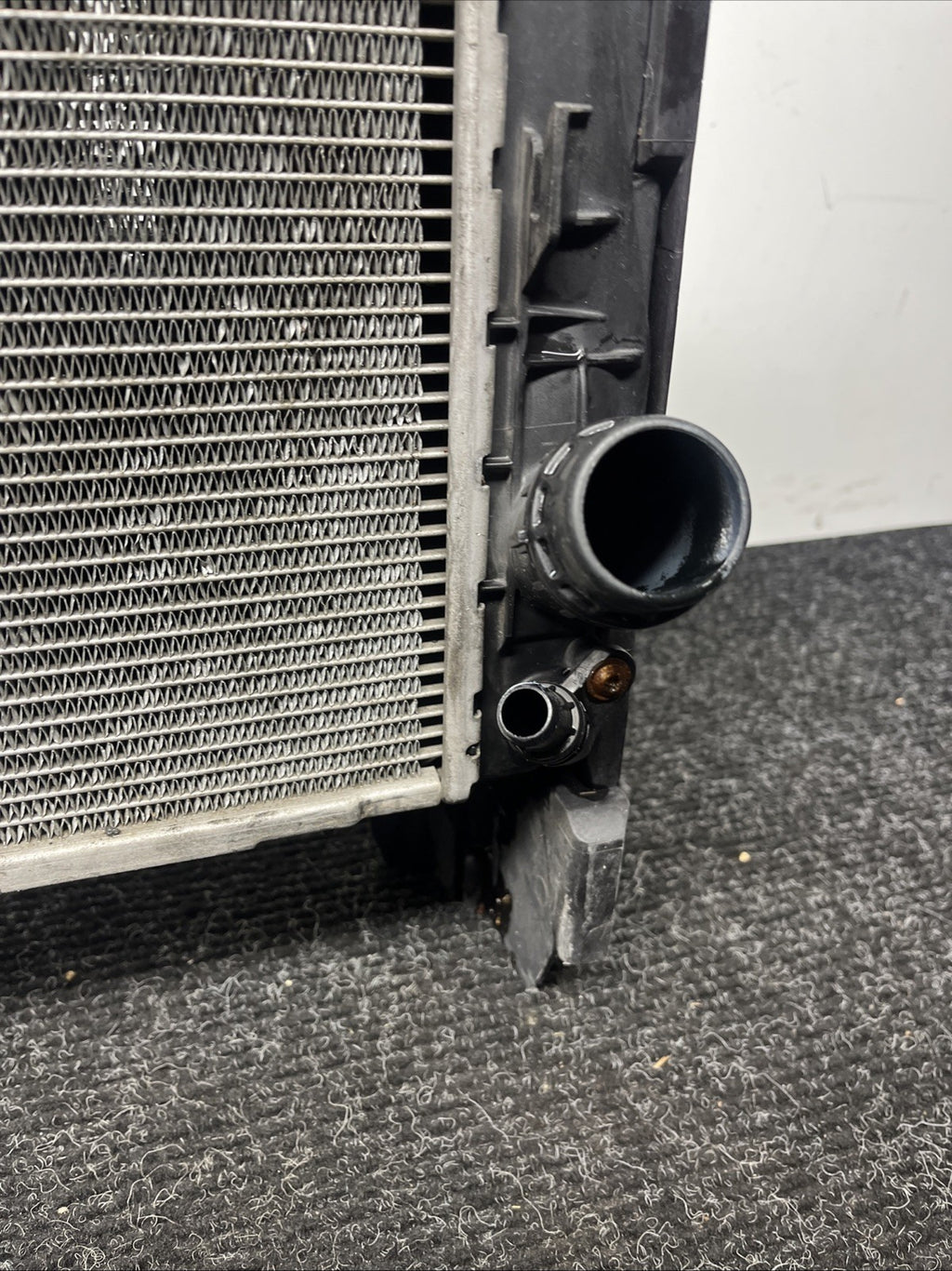 ☑️ 07-13 BMW E92 N54 335i RADIATOR A/T TRANSMISSION OIL COOLER W CONDENSER OEM